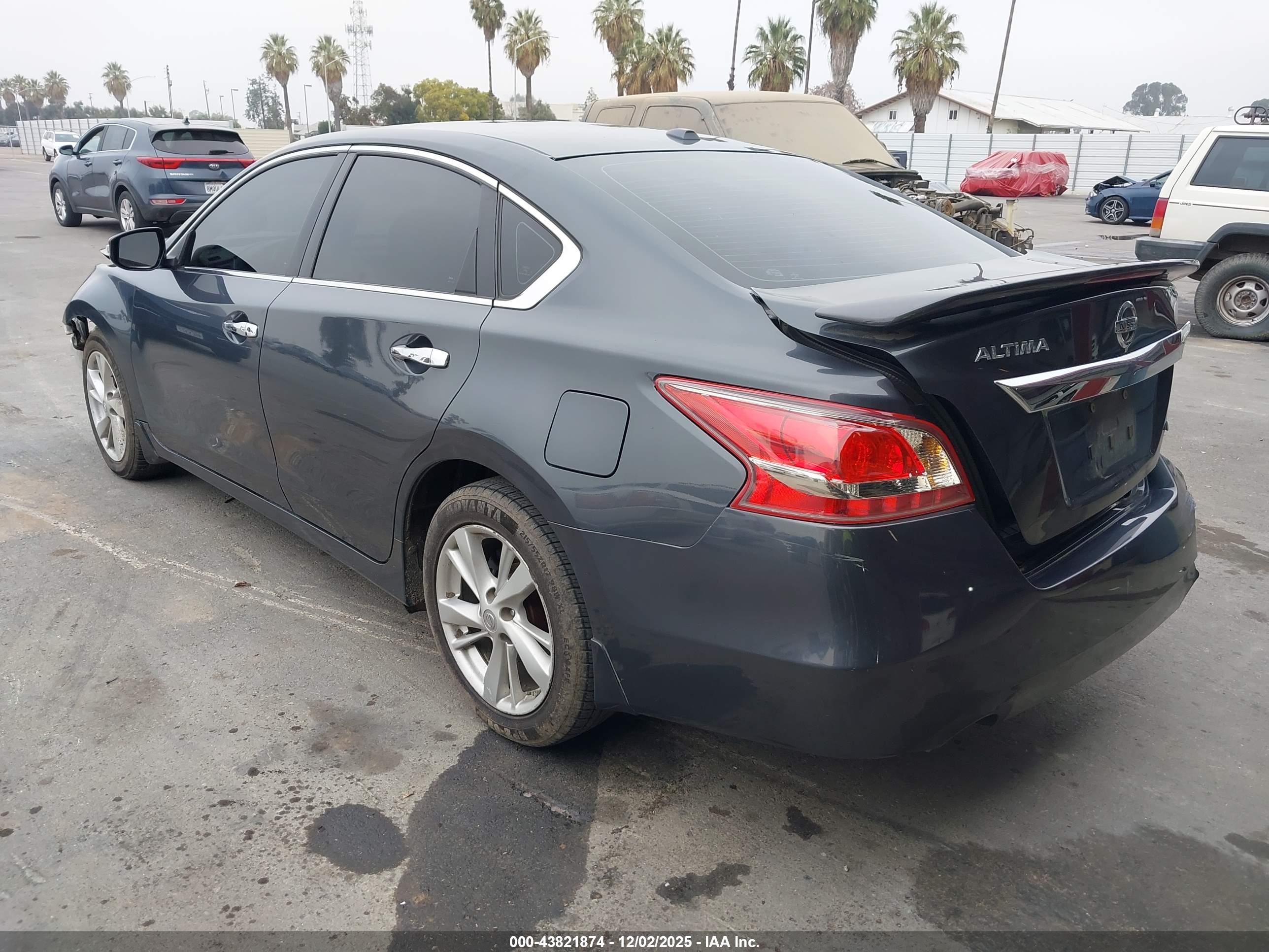 NISSAN ALTIMA image 3