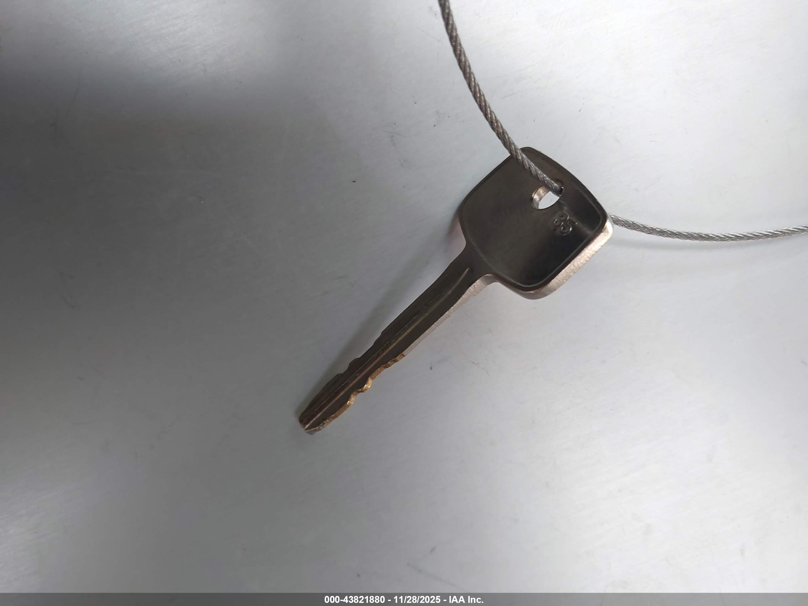 TOYOTA COROLLA image 11