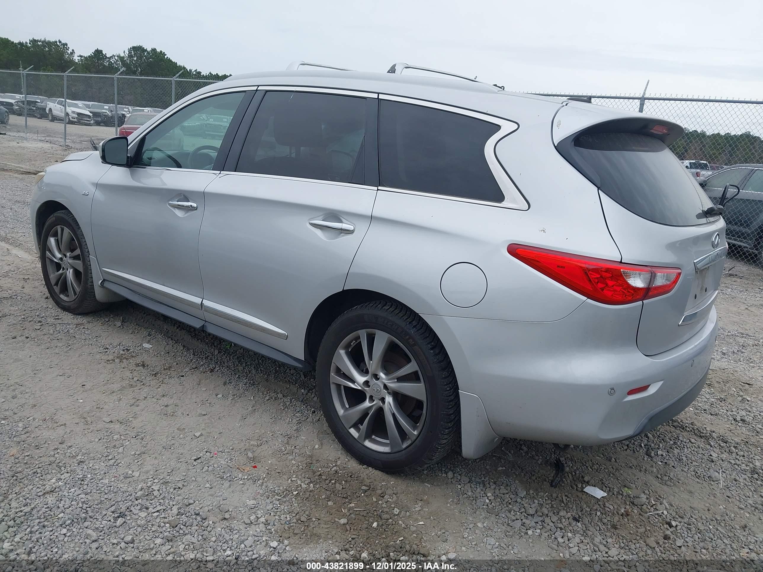 INFINITI QX60 image 3