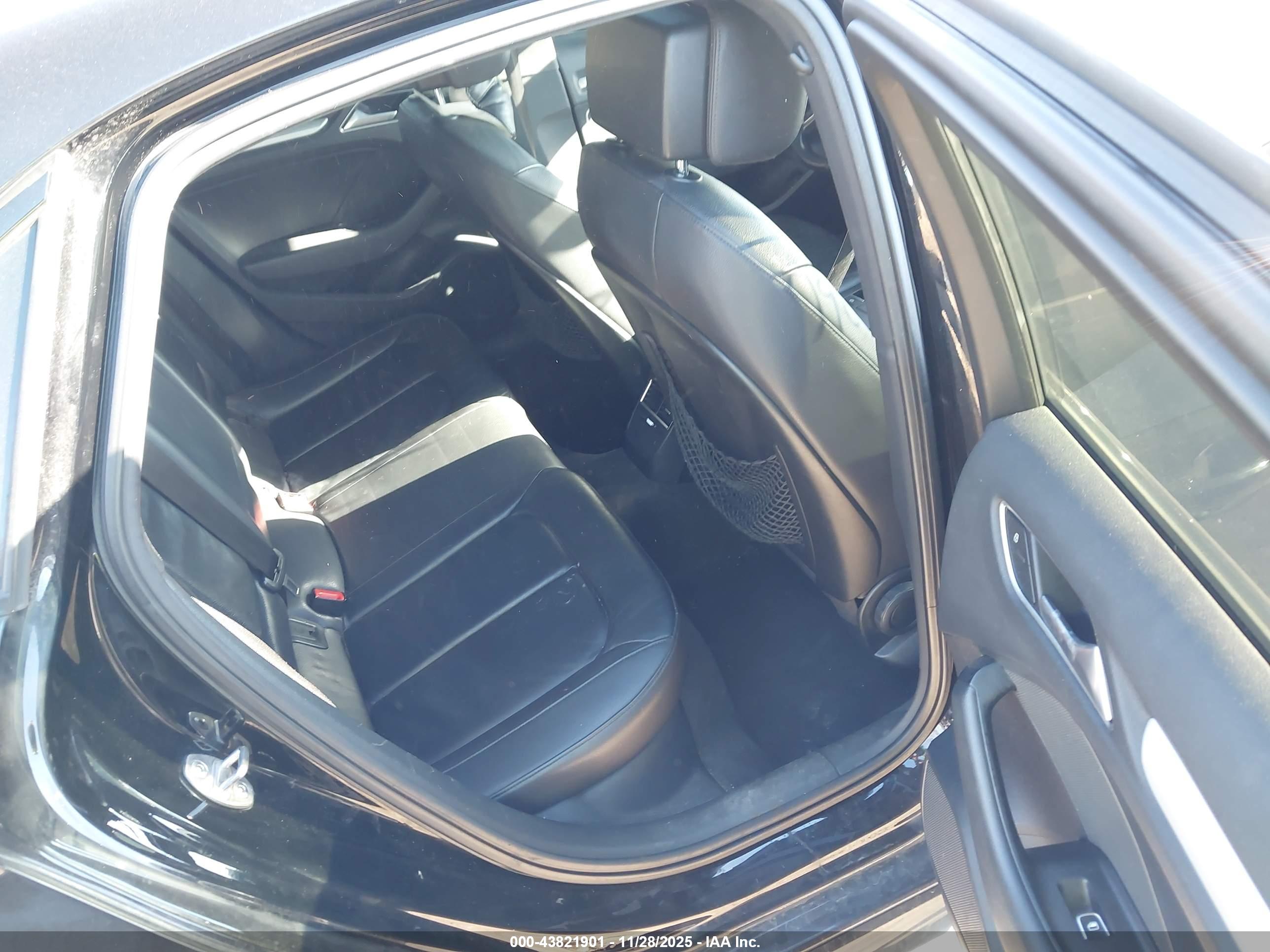 AUDI A3 image 8