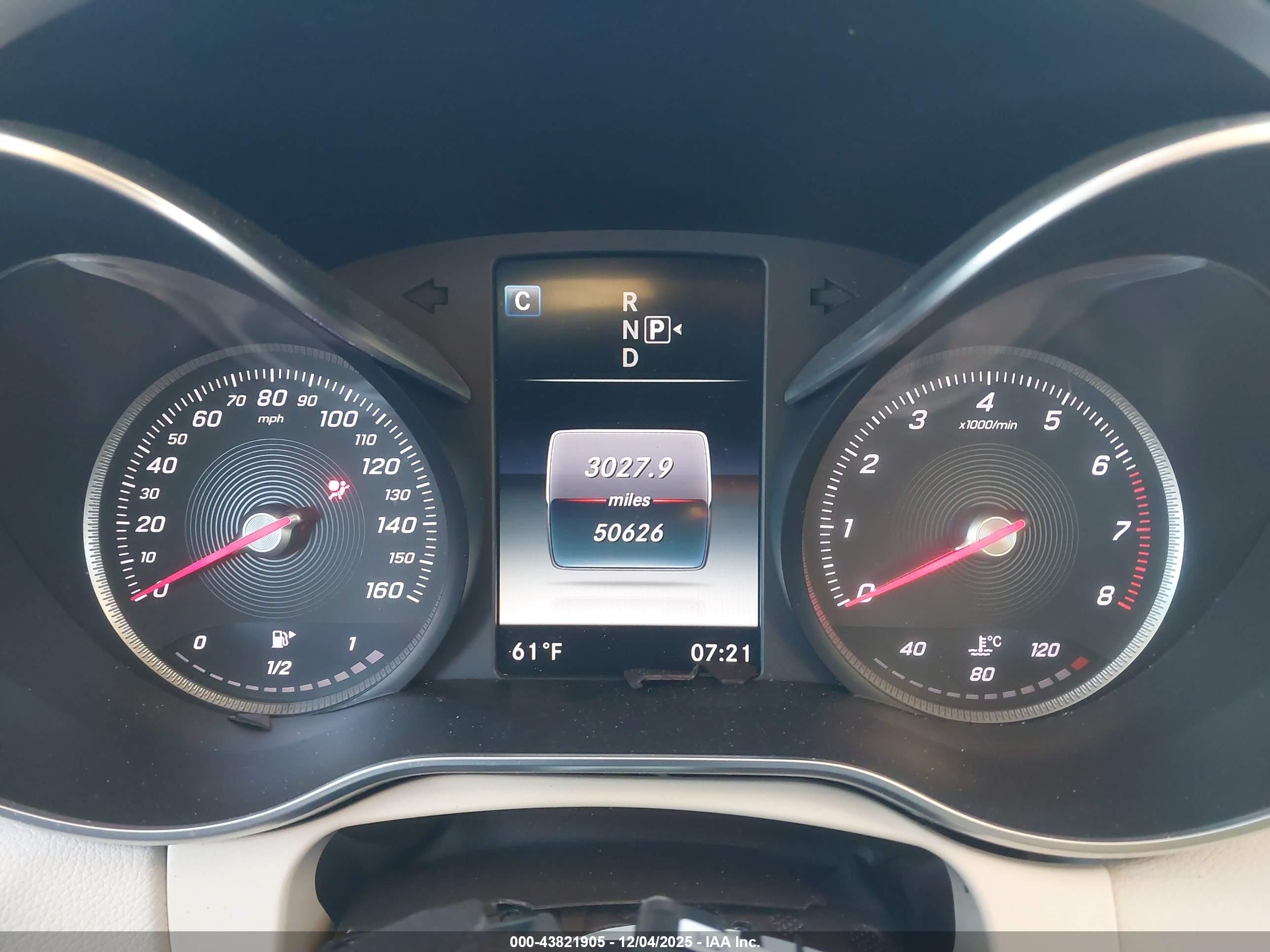 MERCEDES-BENZ C image 7