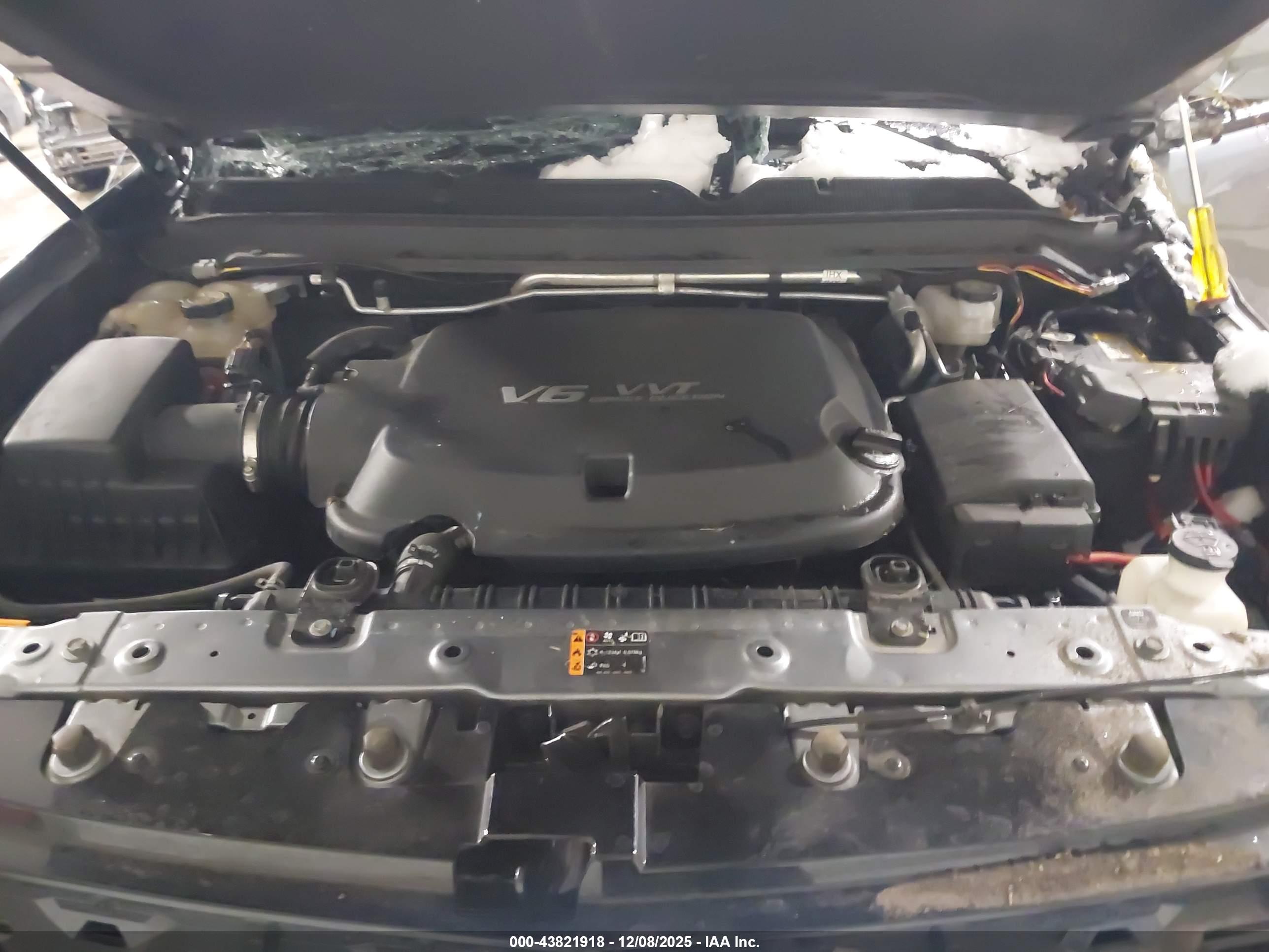 CHEVROLET COLORADO image 10