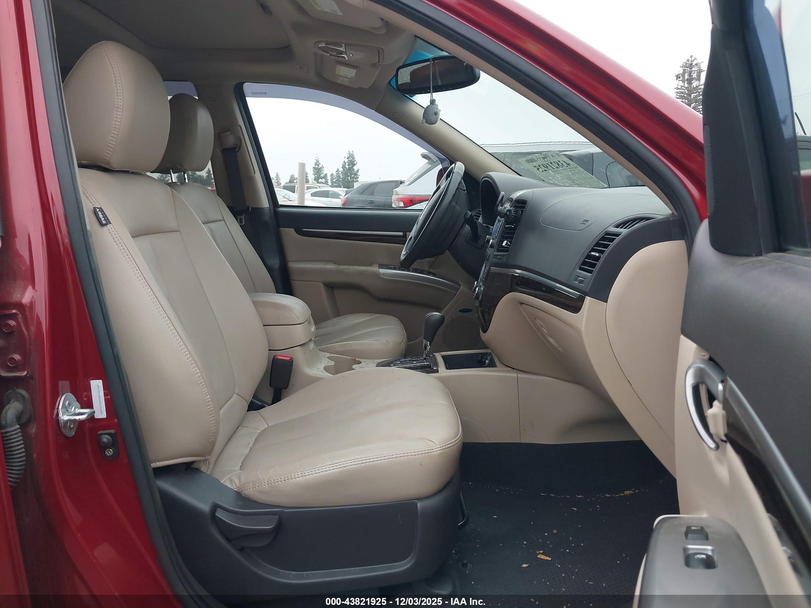 HYUNDAI SANTA image 5
