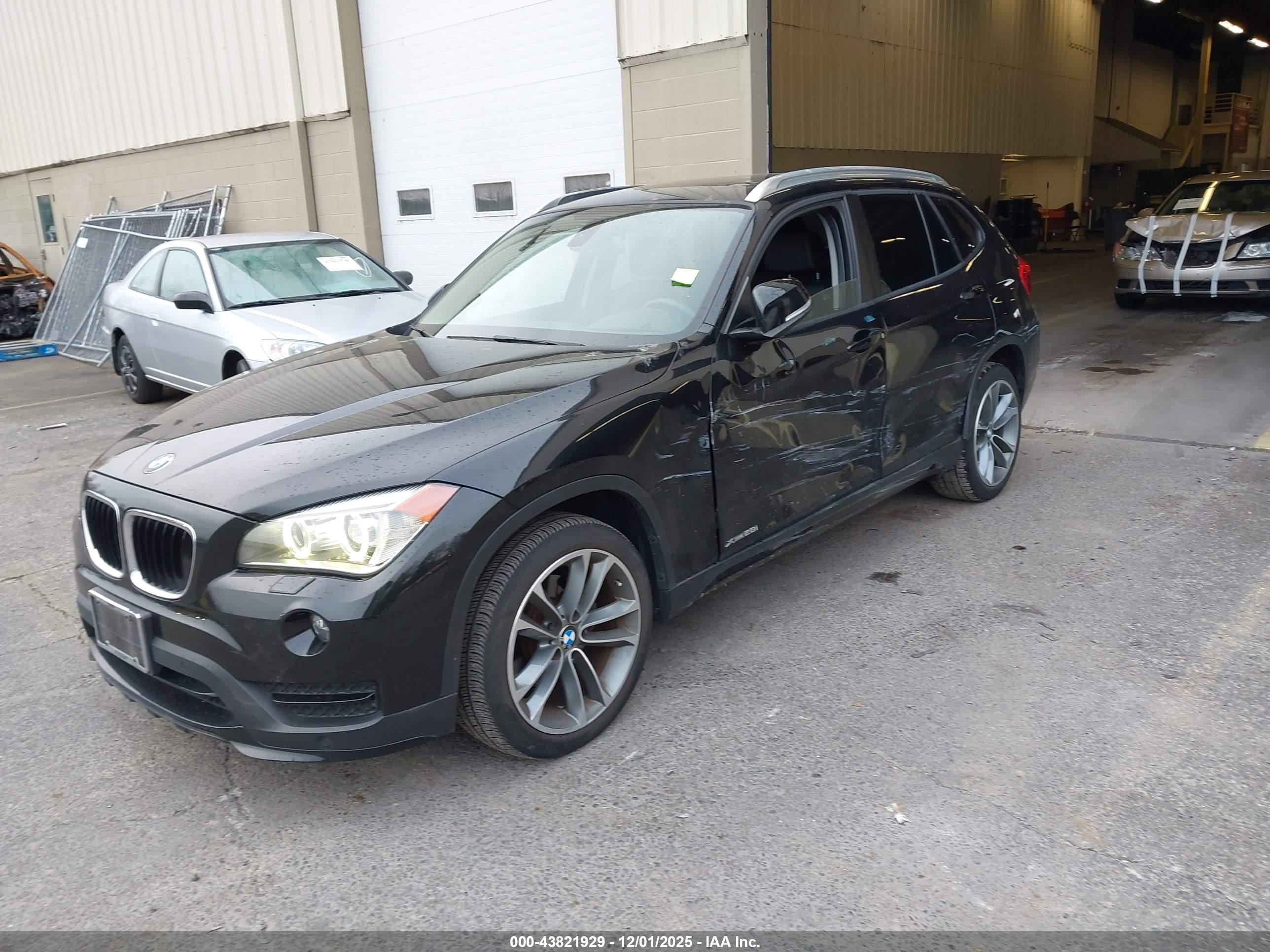 BMW X1 image 2