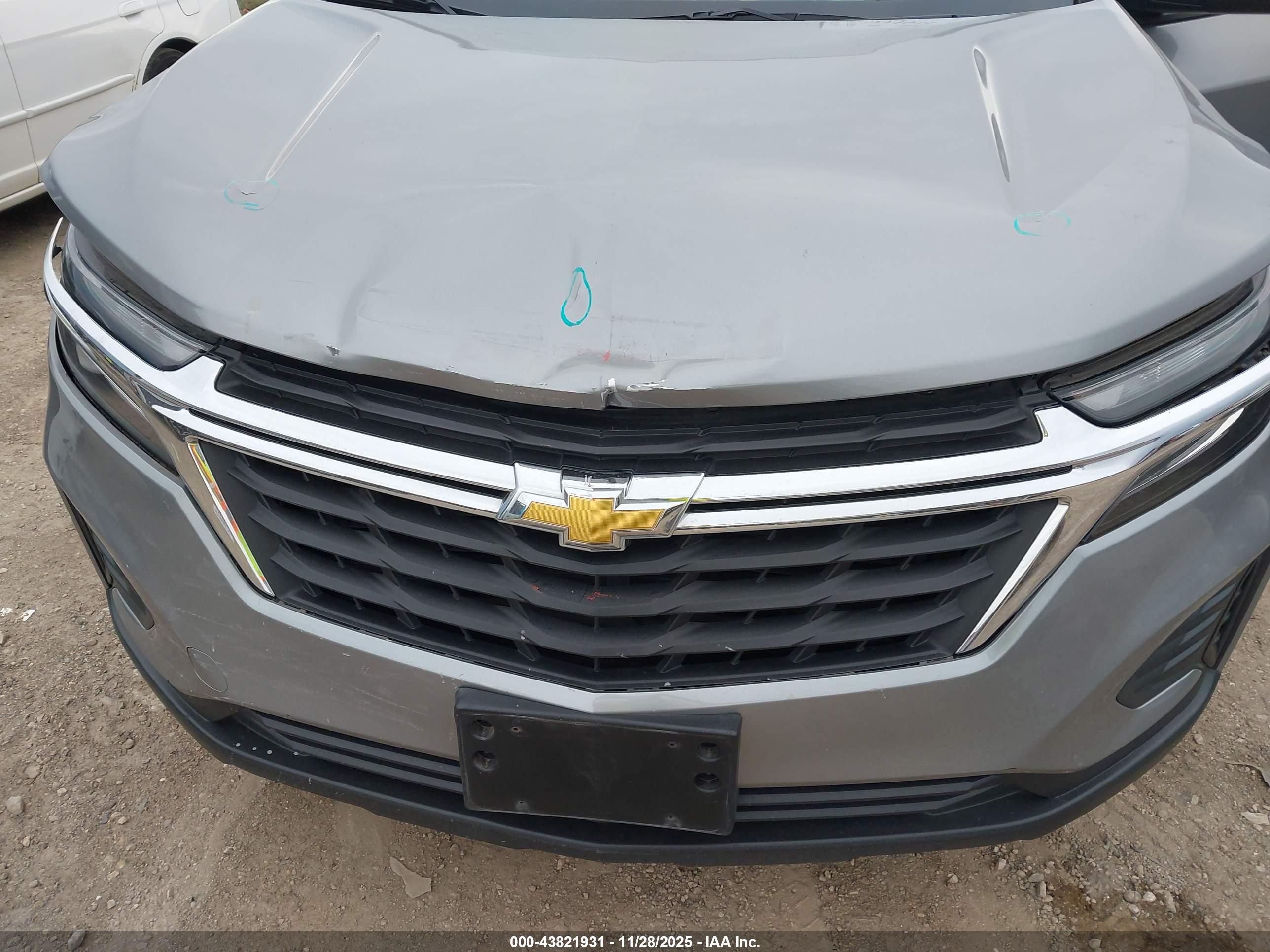 CHEVROLET EQUINOX image 6