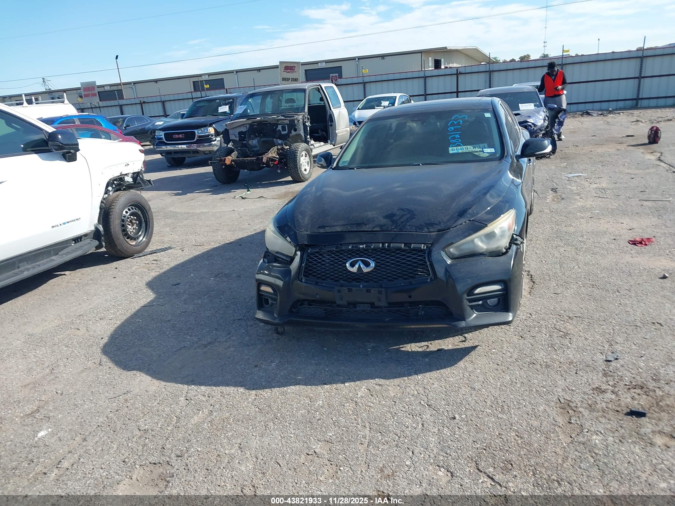 INFINITI Q50 image 6