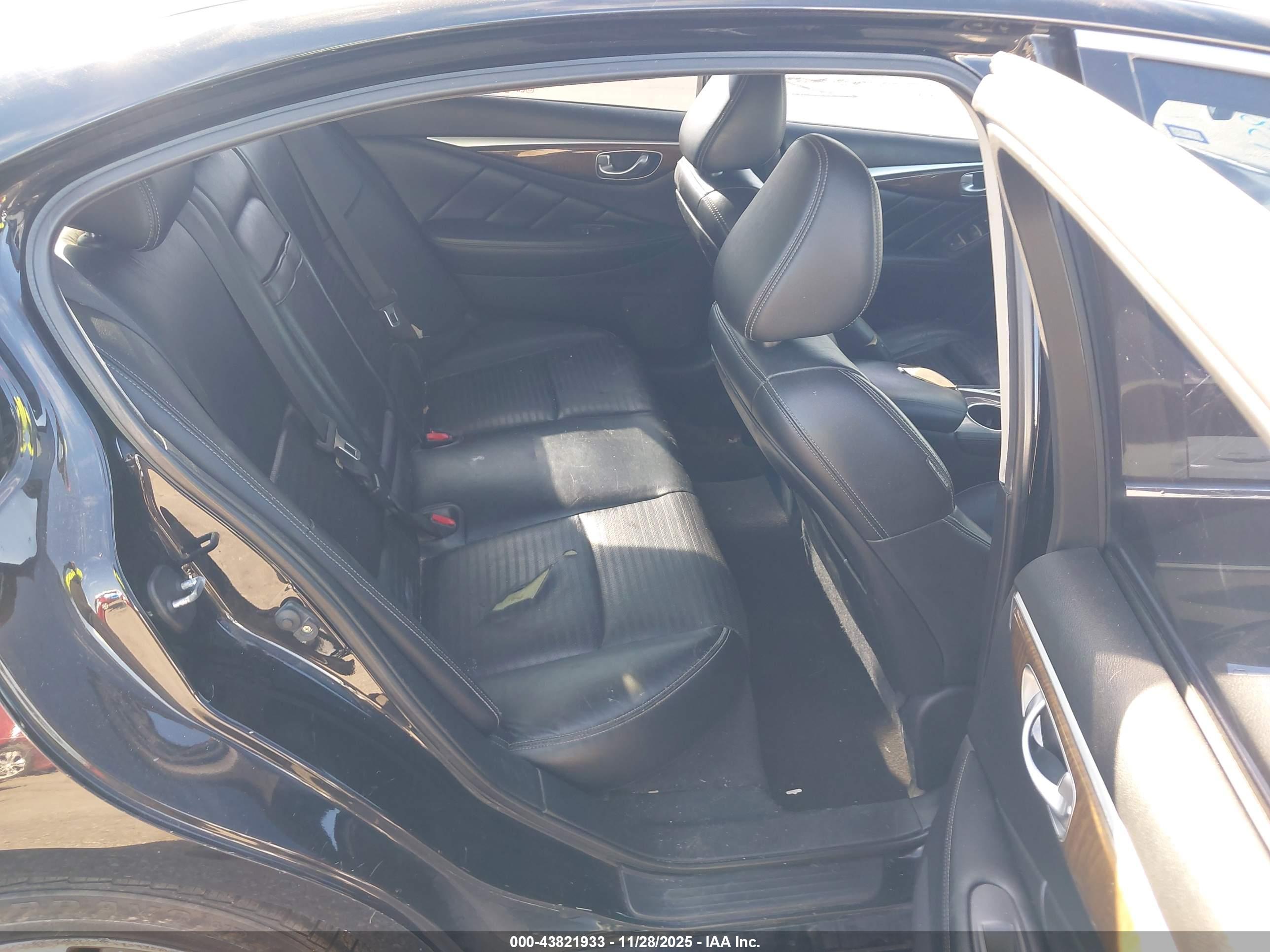 INFINITI Q50 image 8