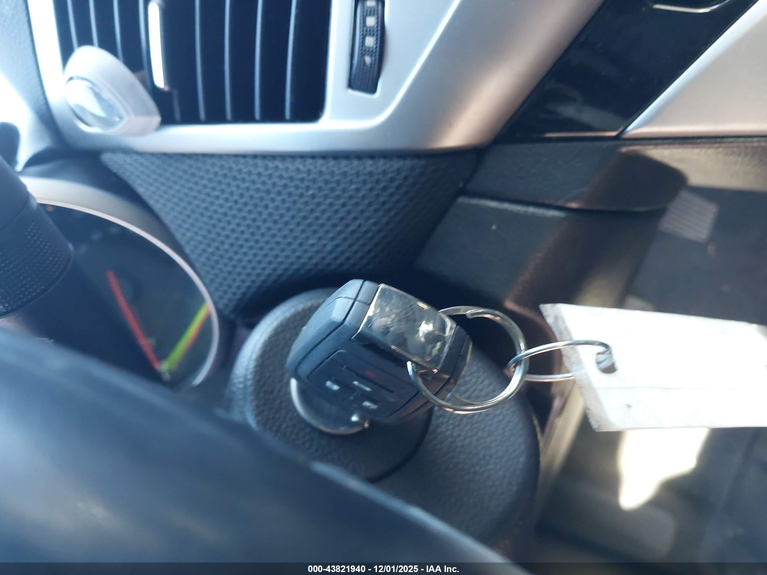 CHEVROLET CRUZE image 11