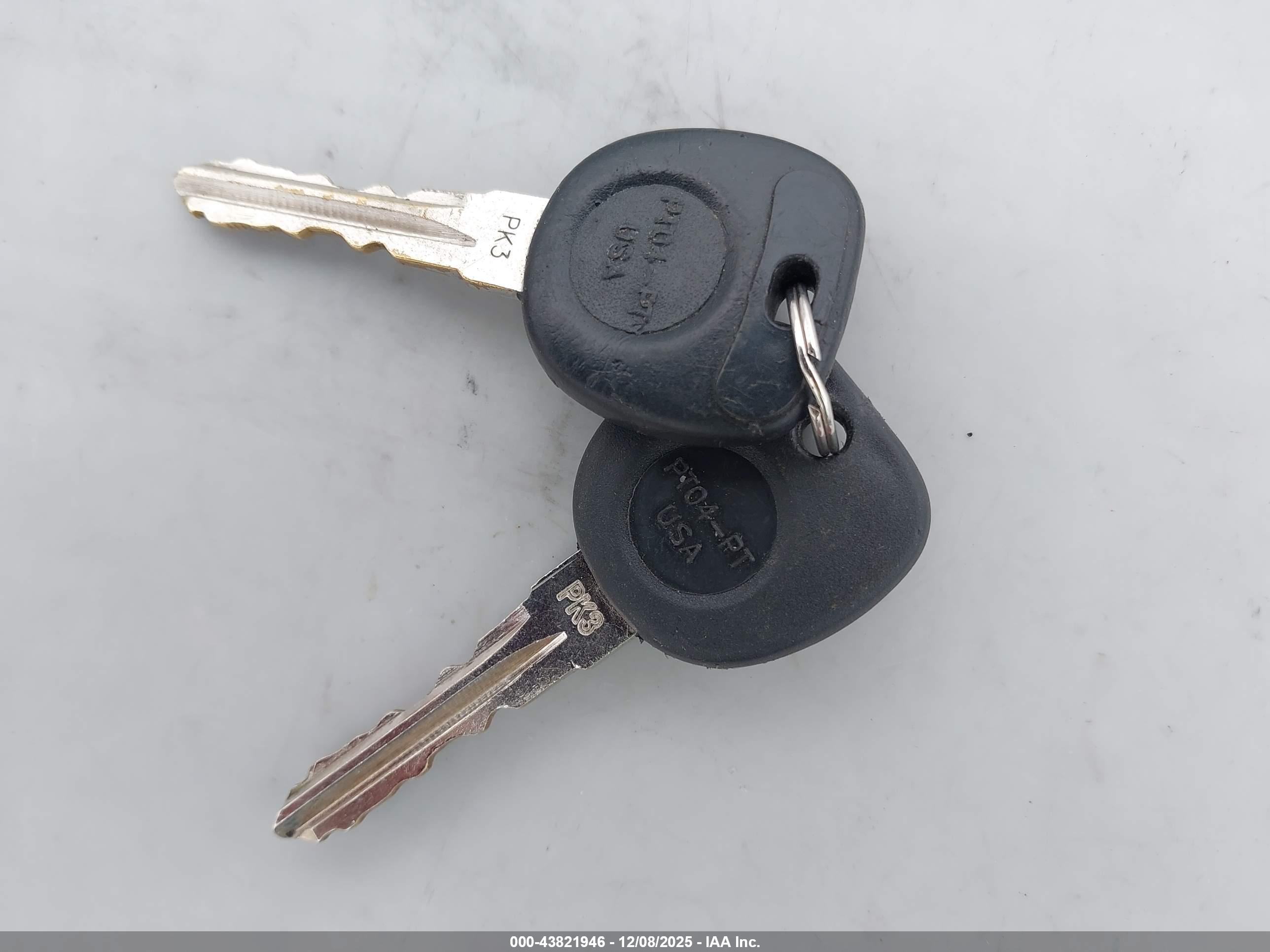 BUICK LACROSSE image 11