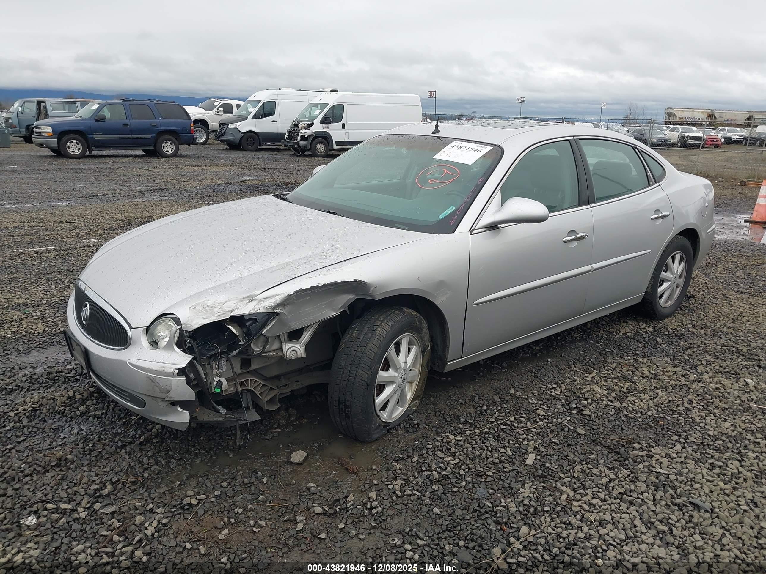 BUICK LACROSSE image 2
