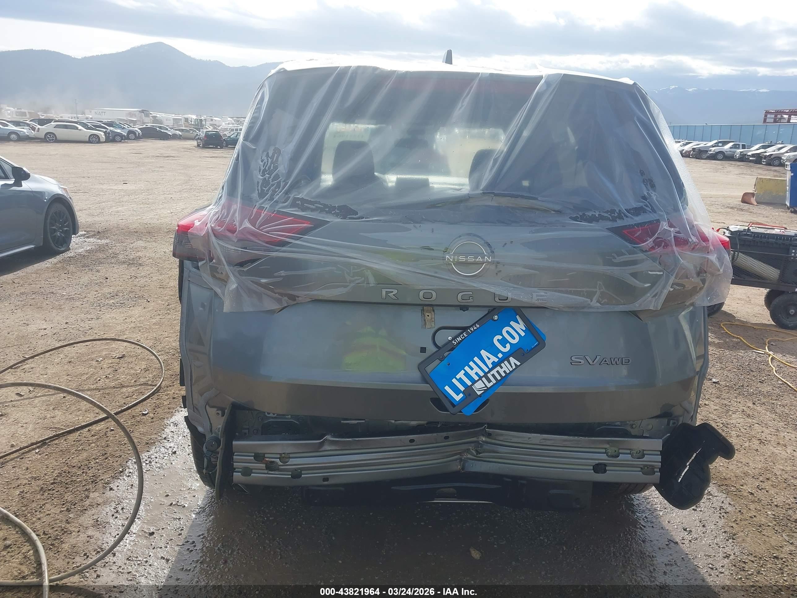 NISSAN ROGUE image 6
