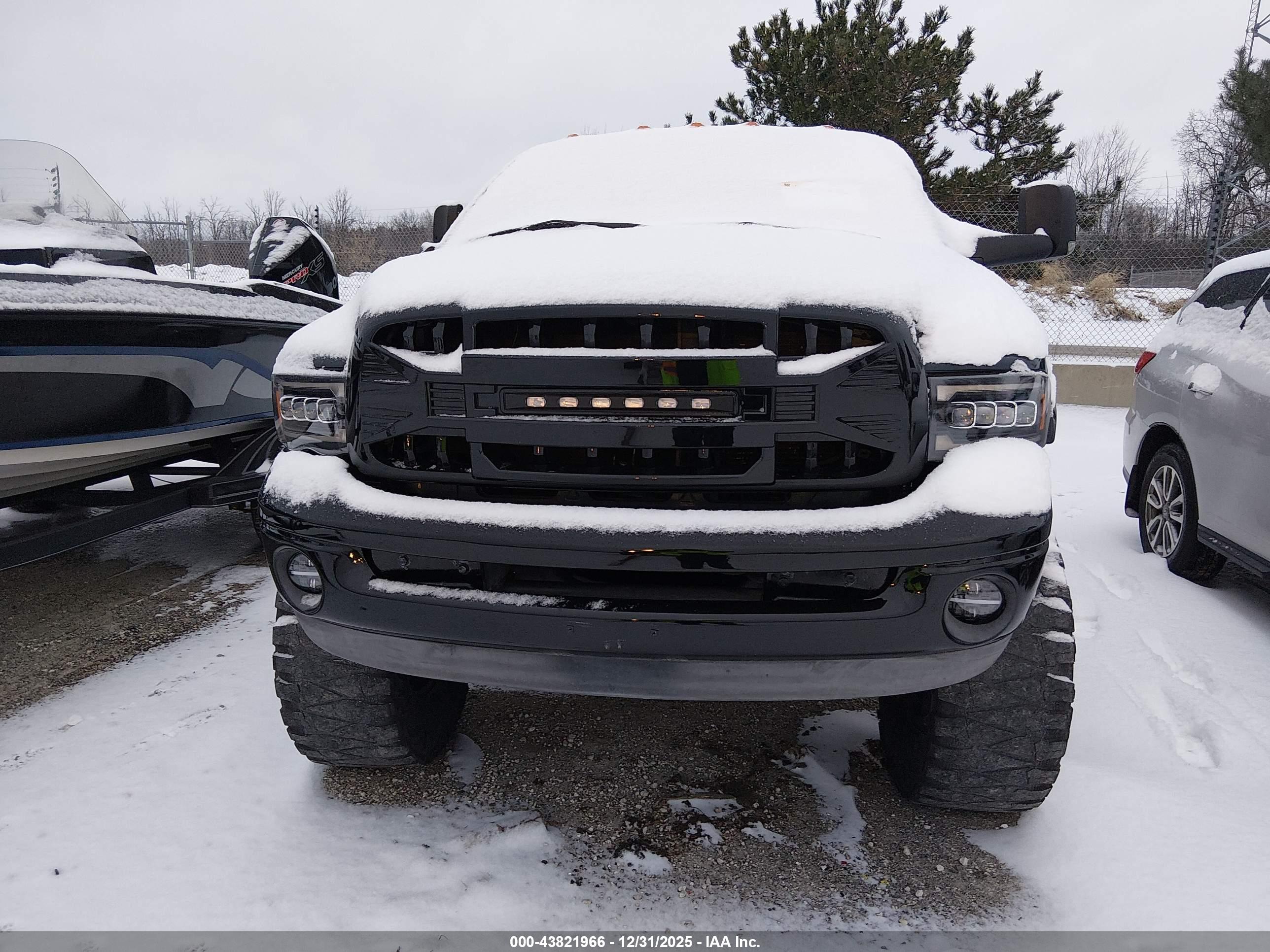 DODGE RAM image 6