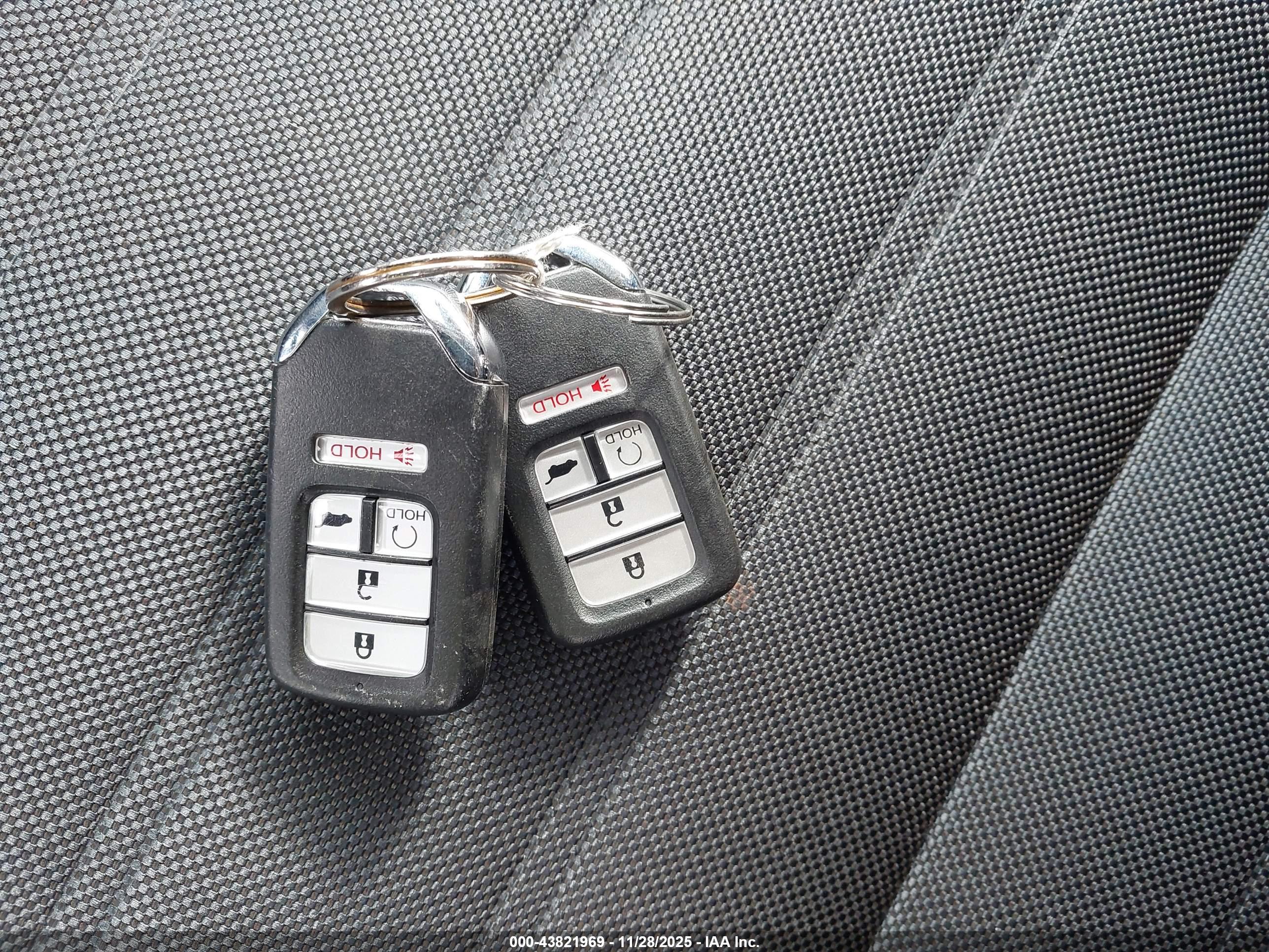 HONDA CR-V image 11