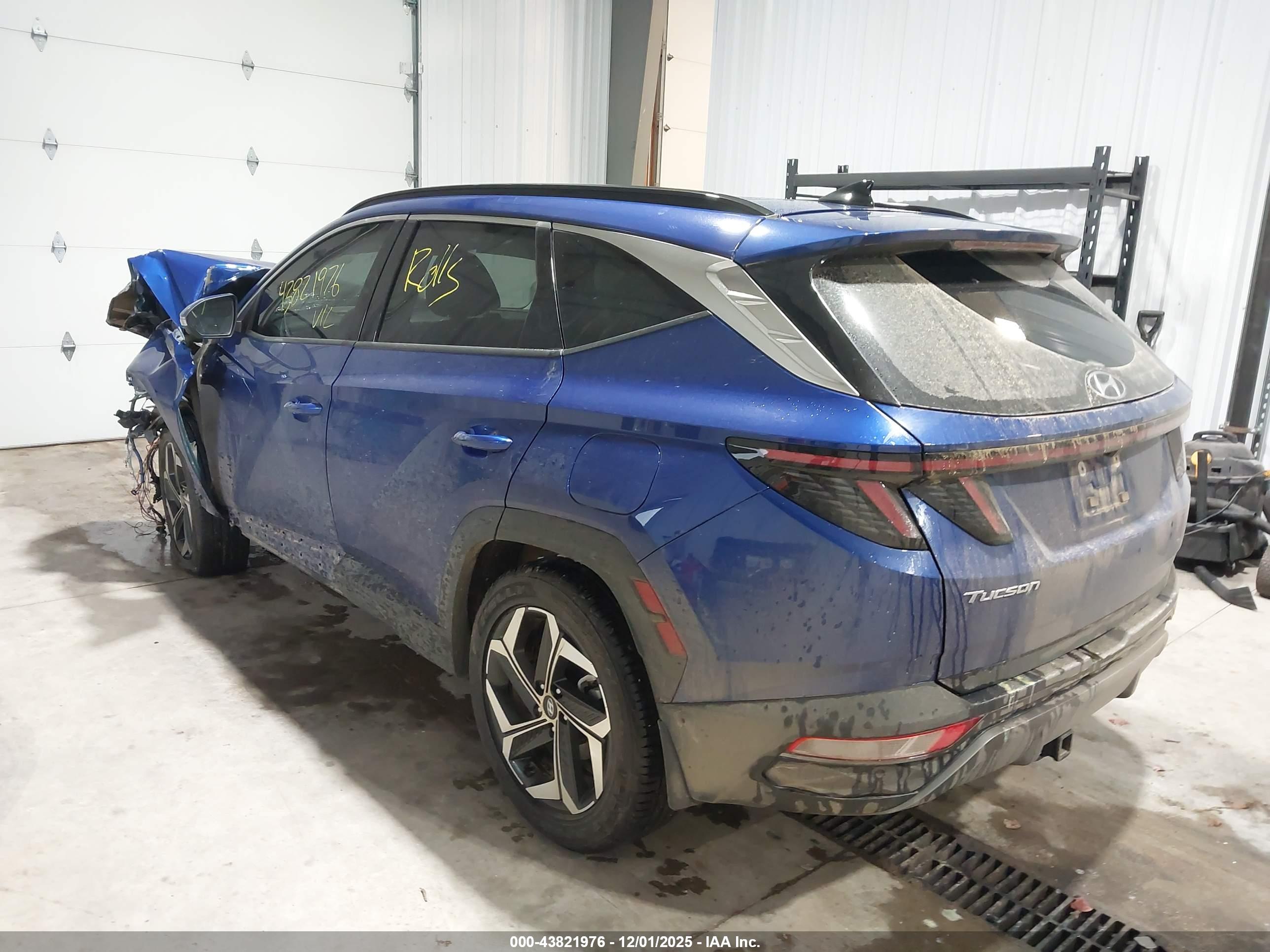HYUNDAI TUCSON image 3