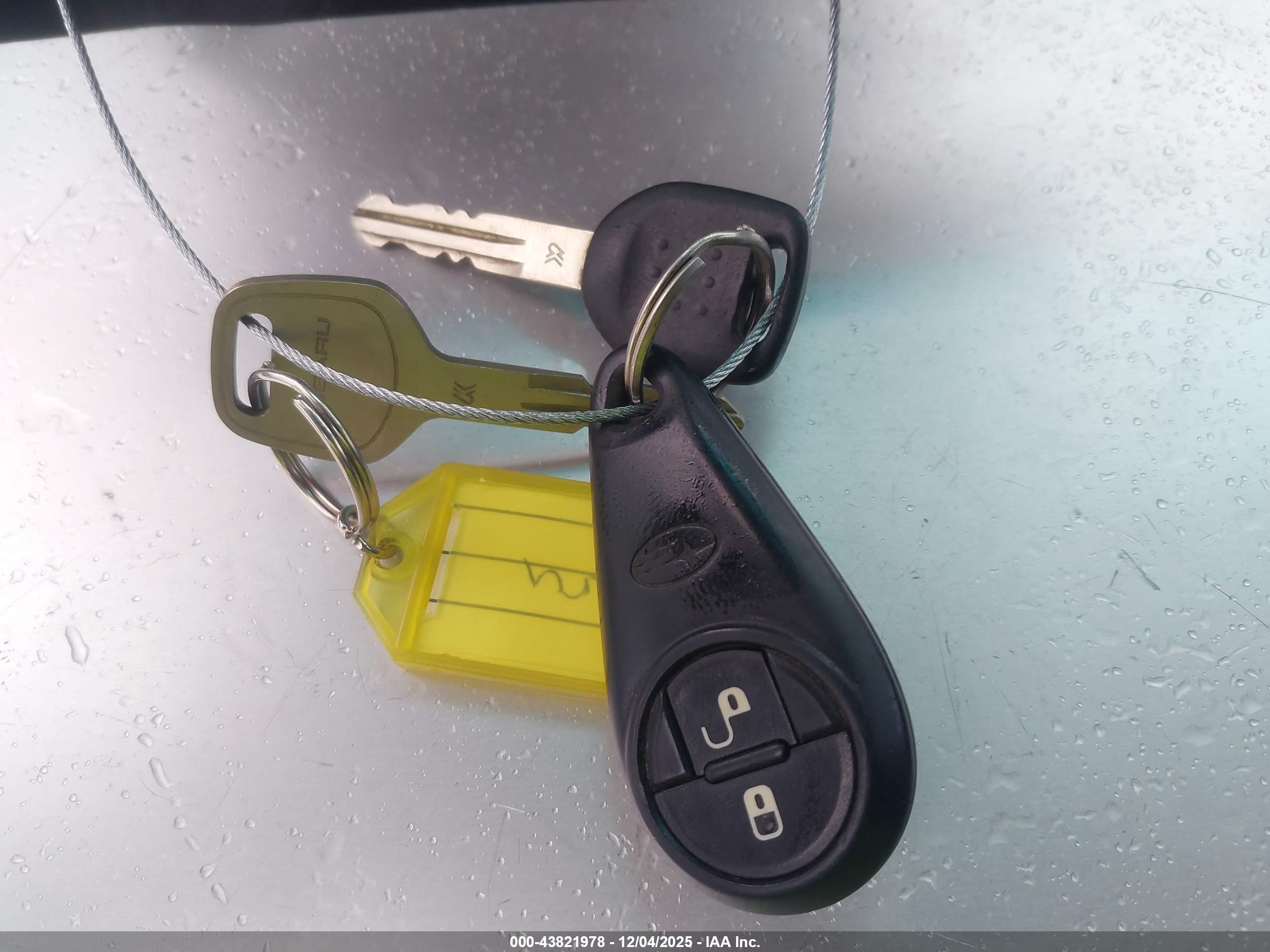 SUBARU FORESTER image 11