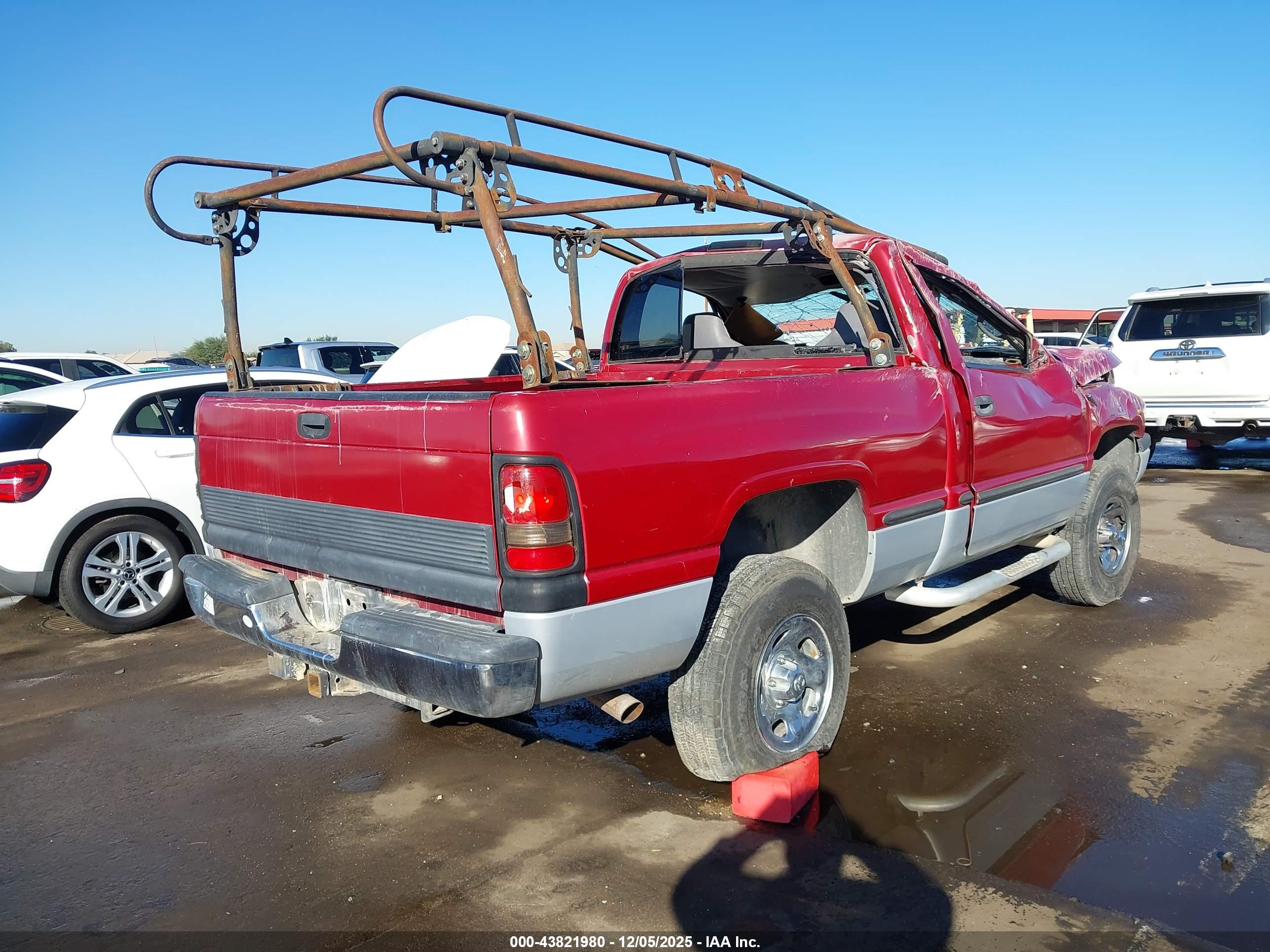 DODGE RAM image 4