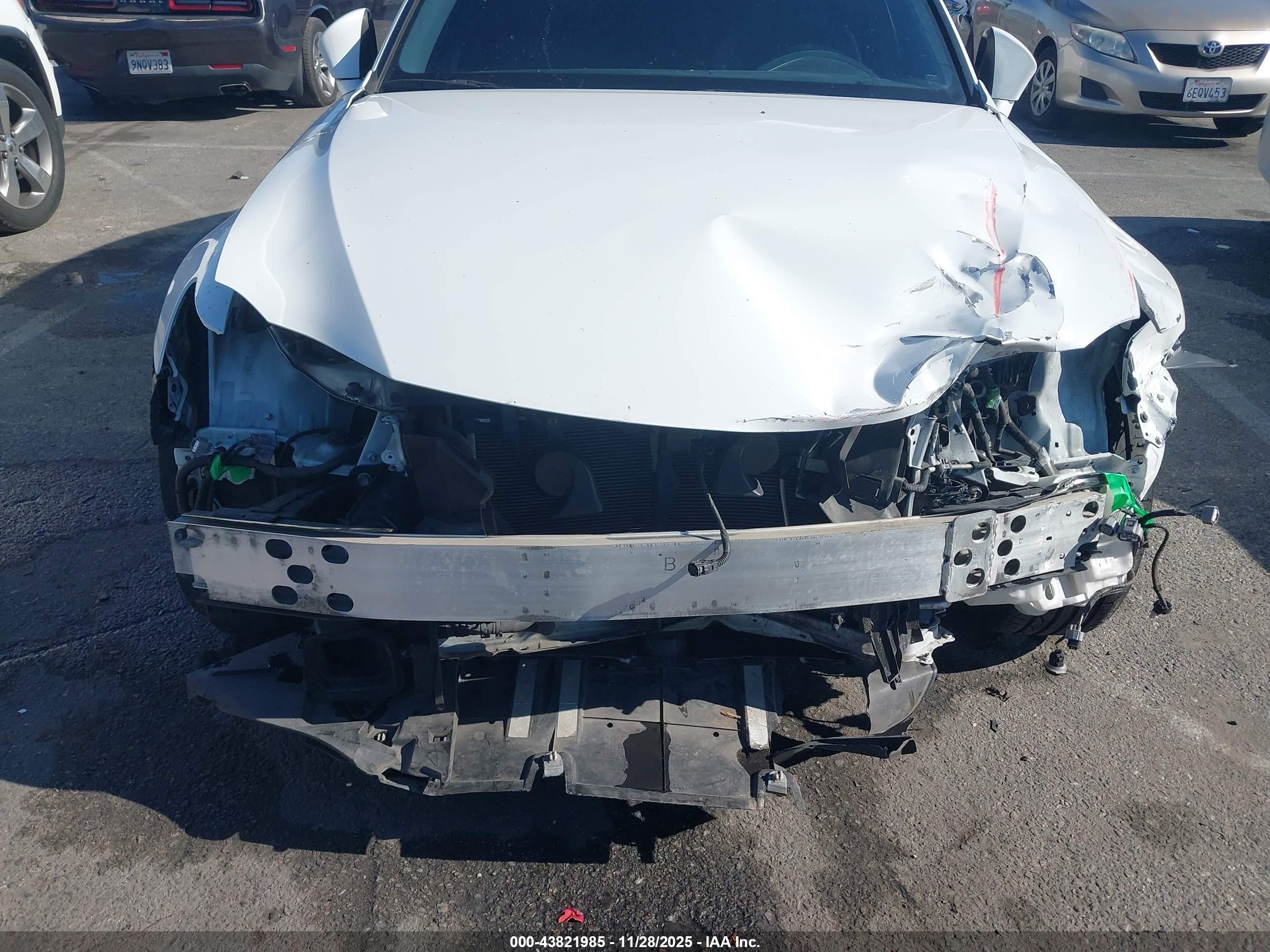 LEXUS IS image 6