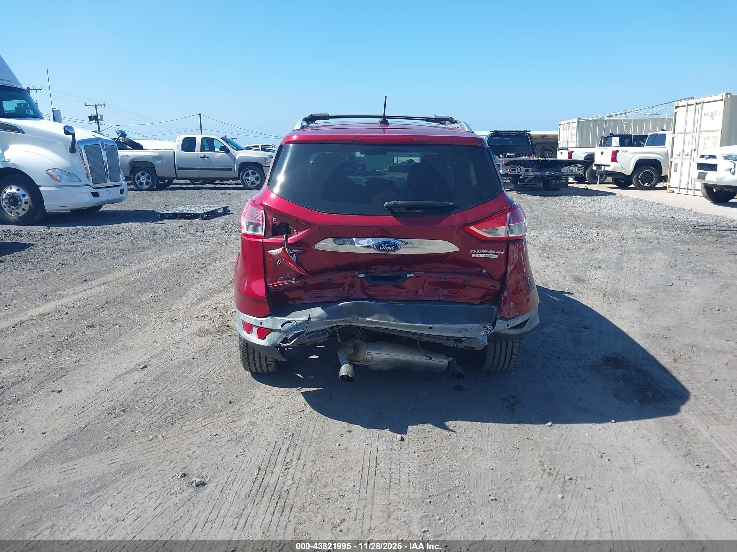 FORD ESCAPE image 6