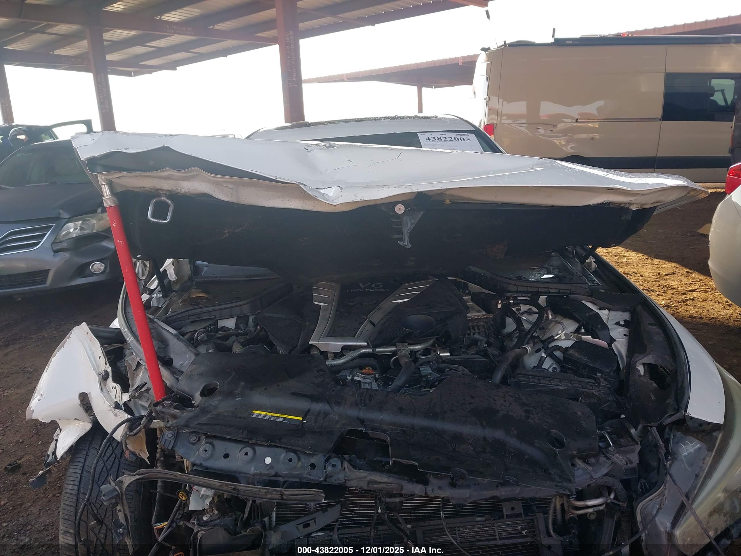 INFINITI Q50 image 10