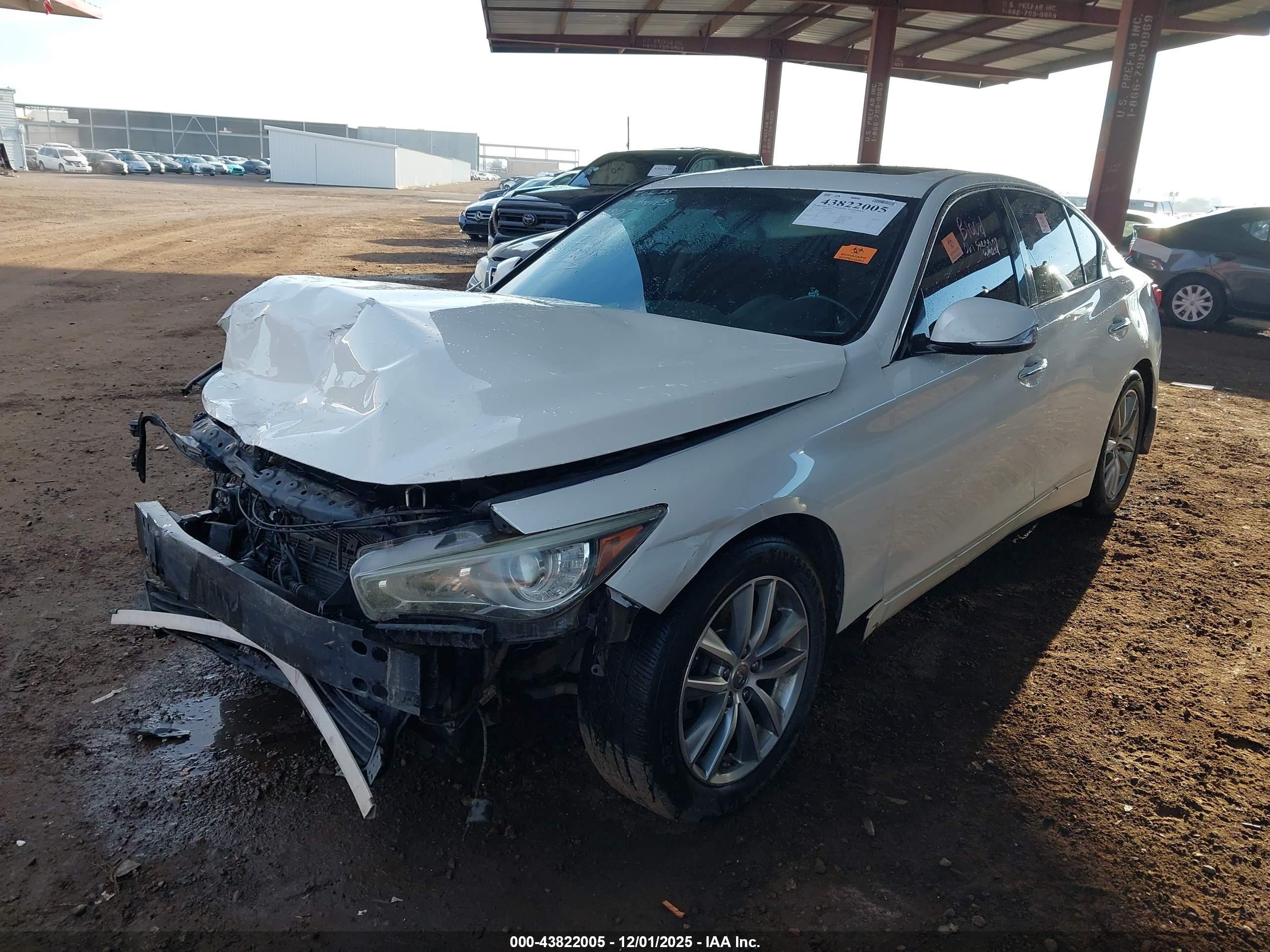 INFINITI Q50 image 2