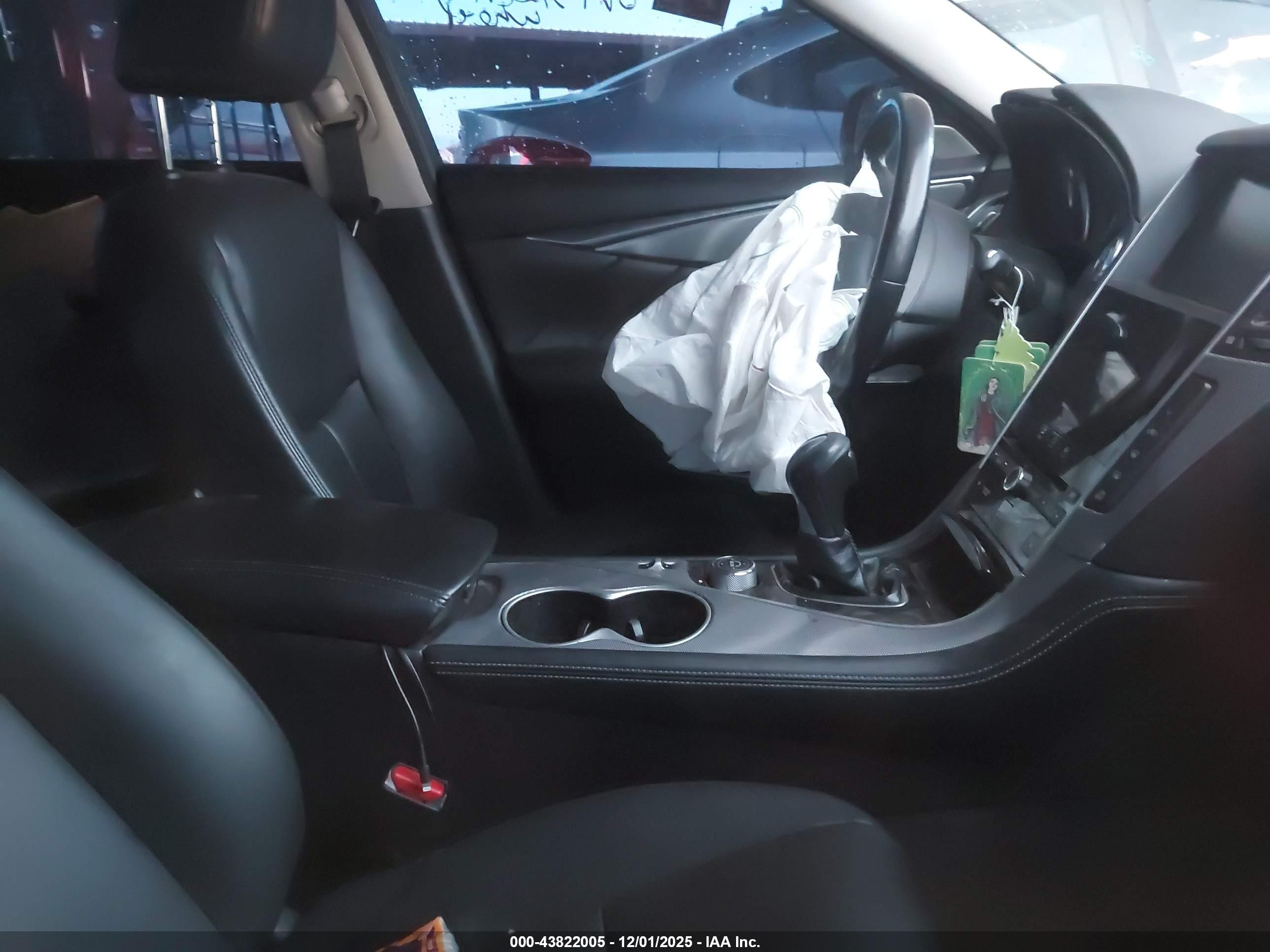INFINITI Q50 image 5