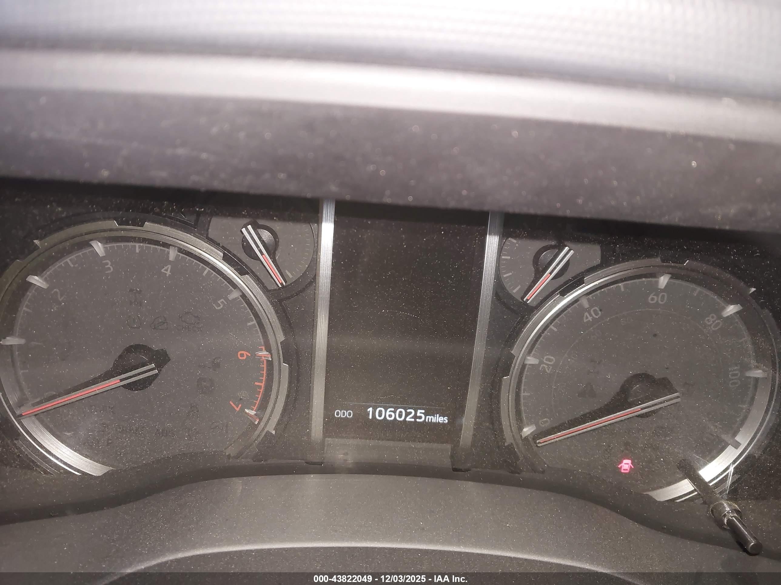TOYOTA 4RUNNER image 7