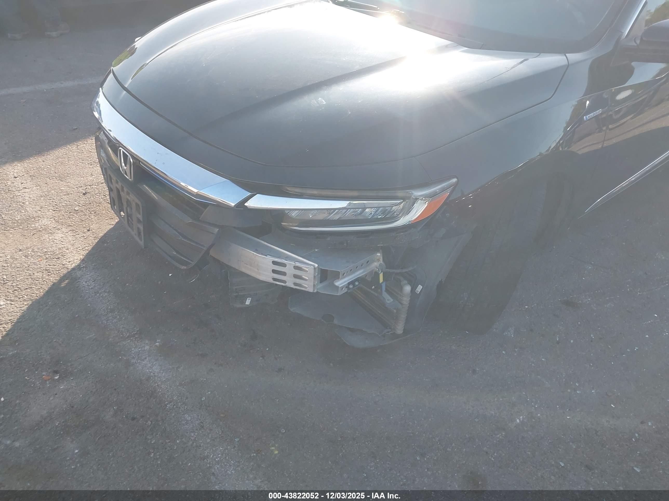 HONDA INSIGHT image 6