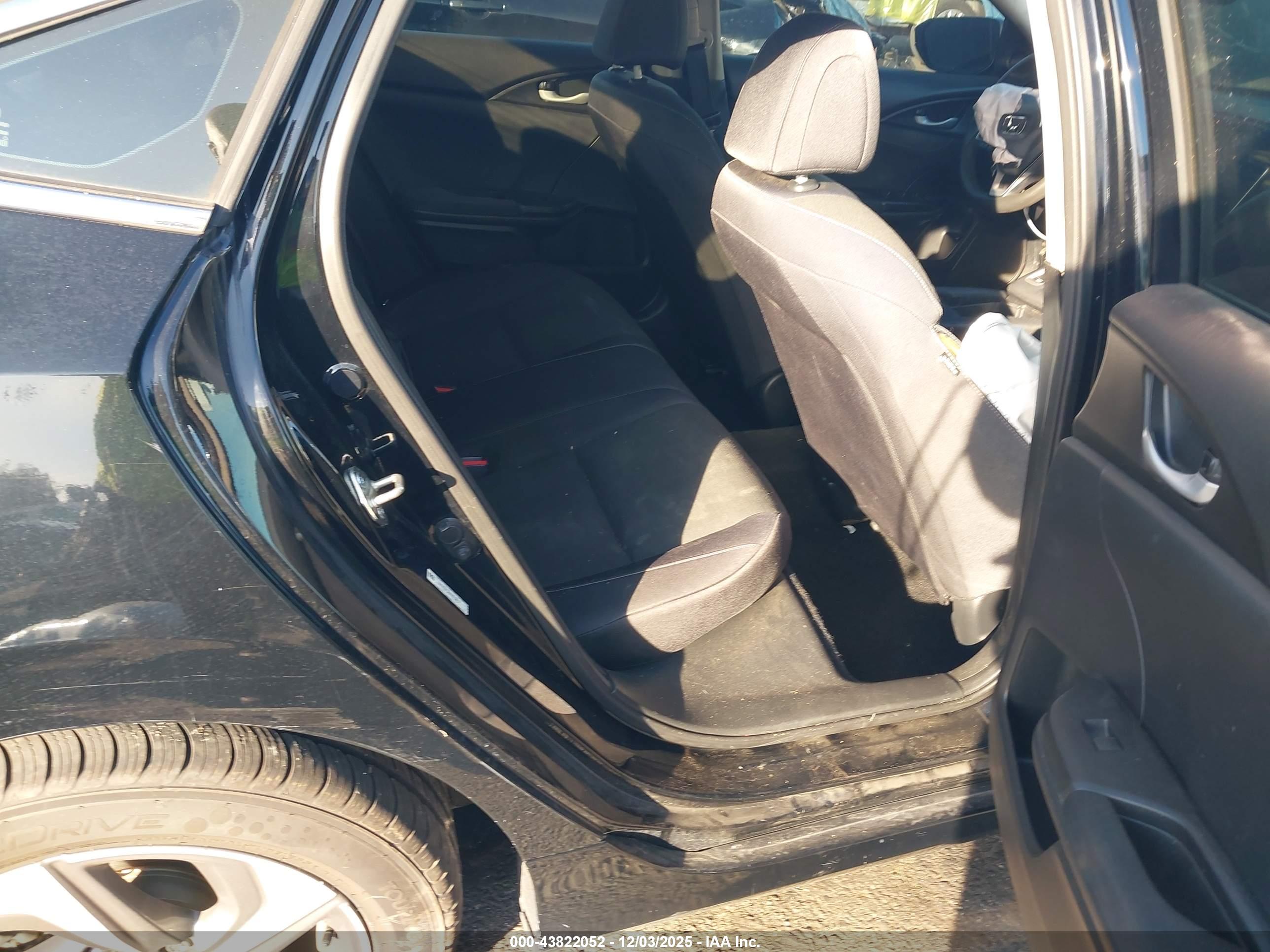 HONDA INSIGHT image 8