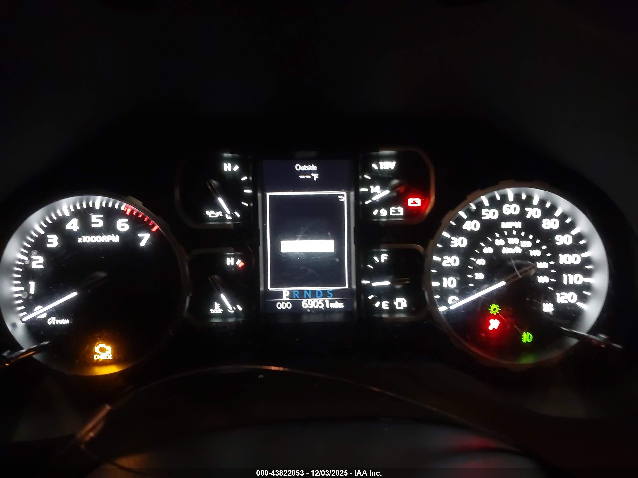 TOYOTA TUNDRA image 7
