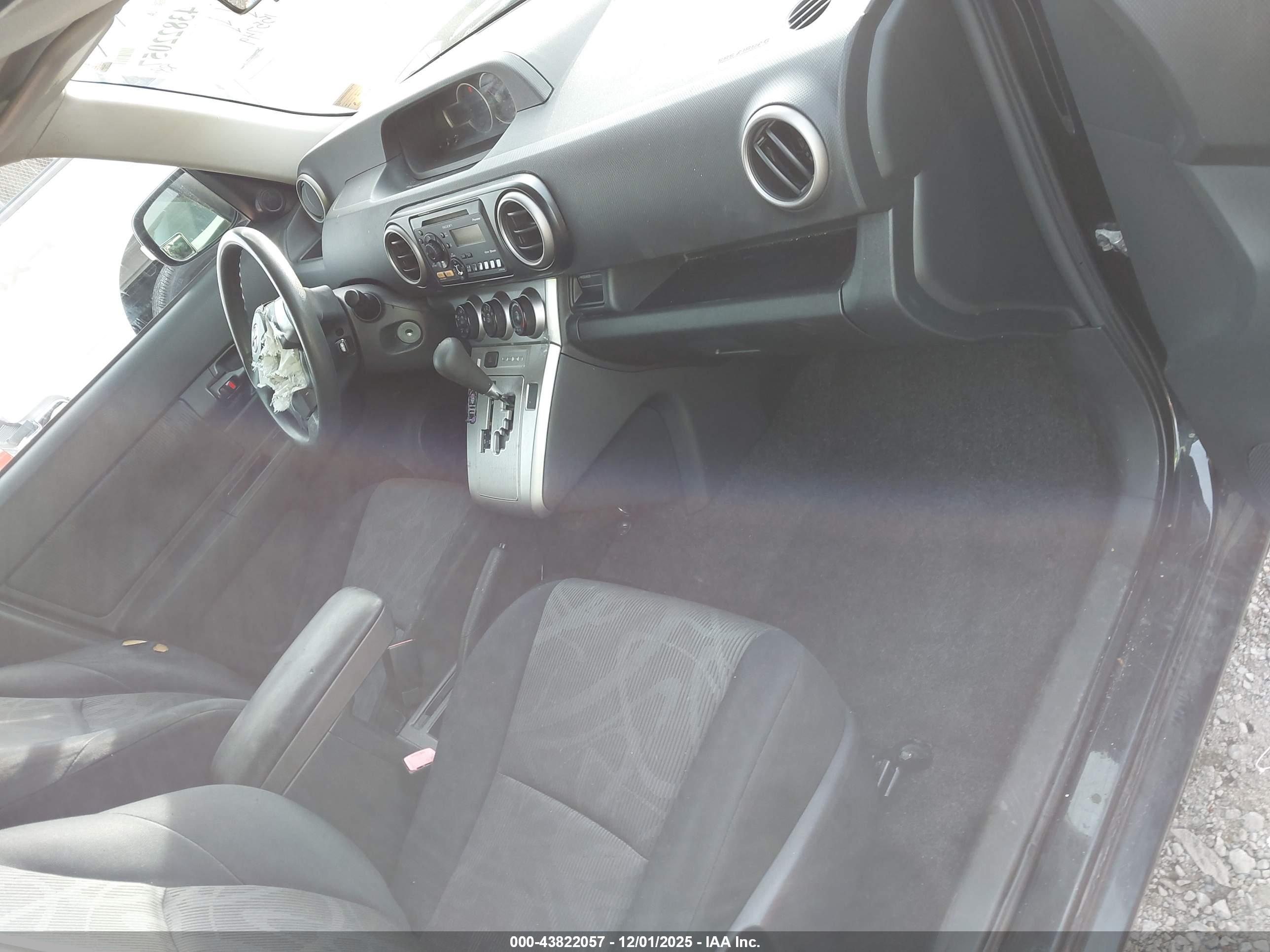 SCION XB image 5