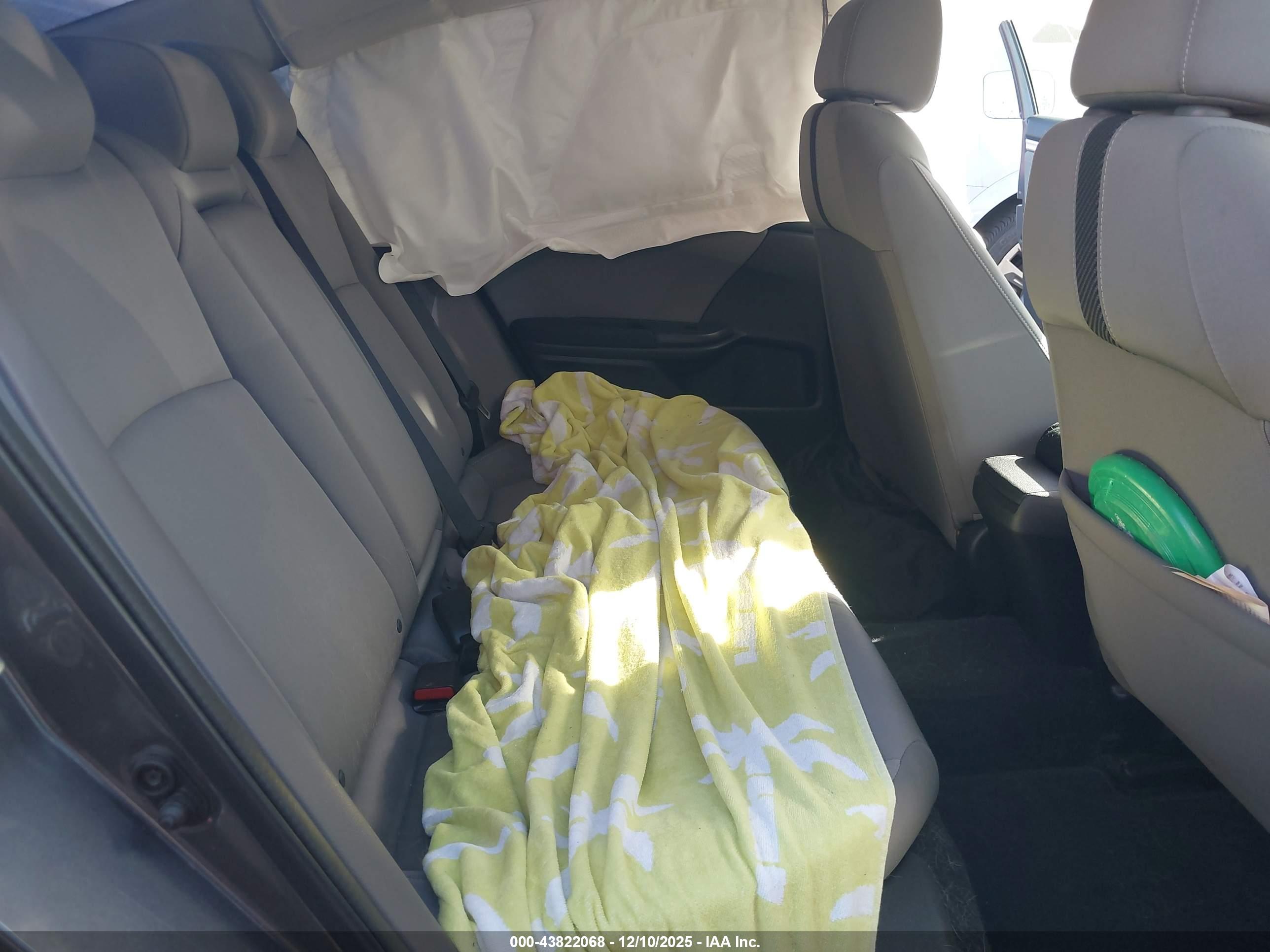 HONDA CIVIC image 8
