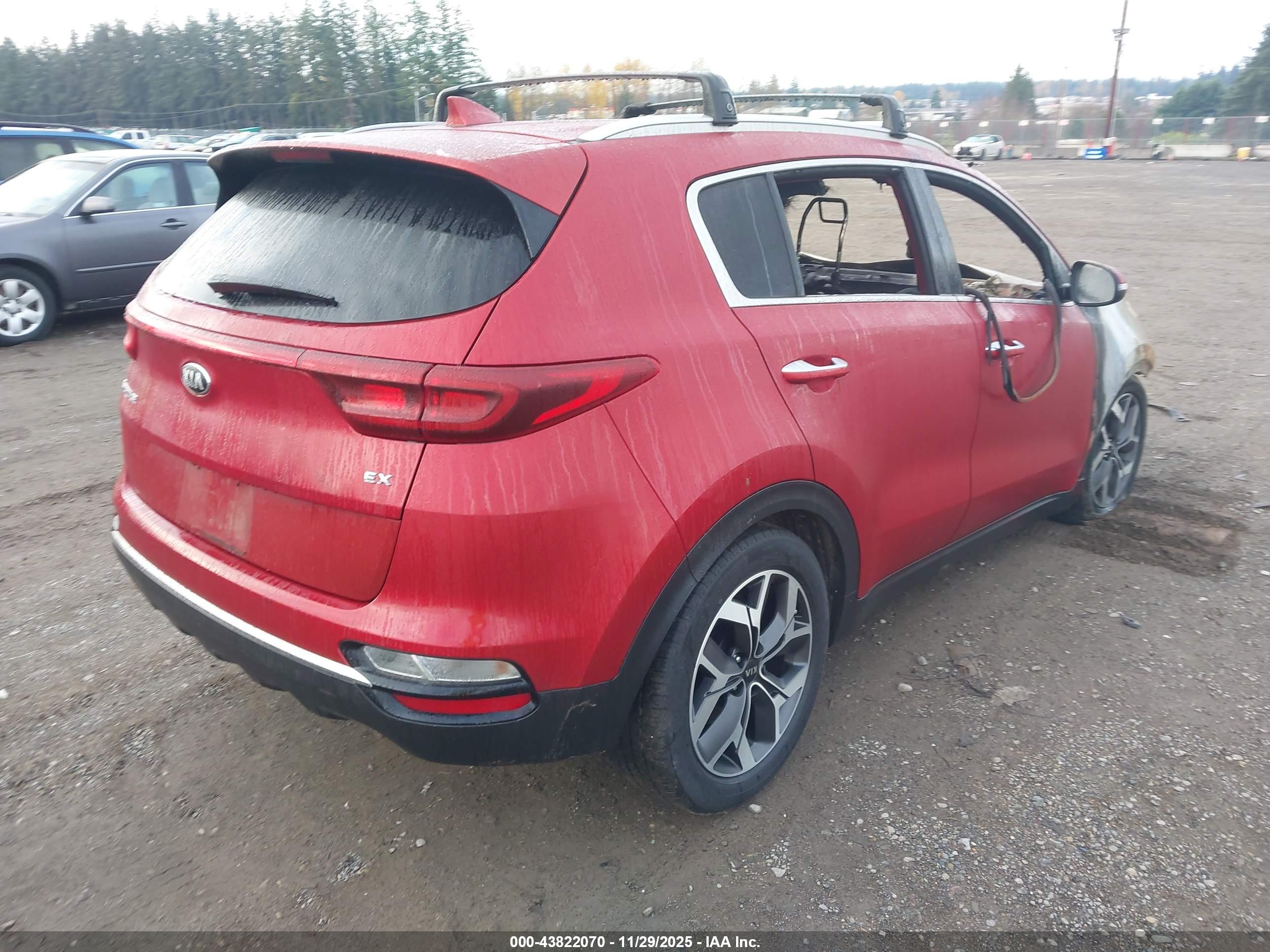 KIA SPORTAGE image 4