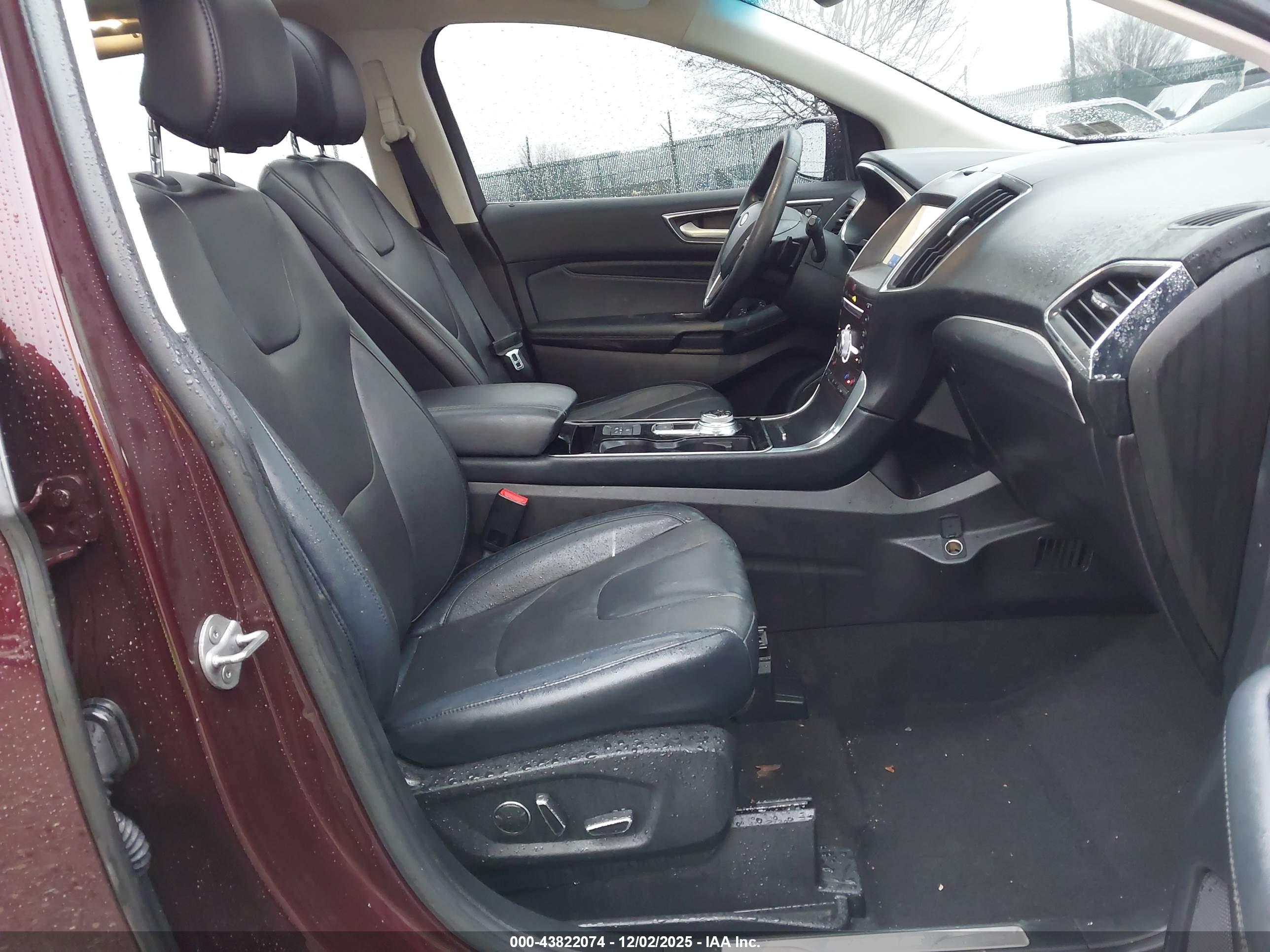 FORD EDGE image 5