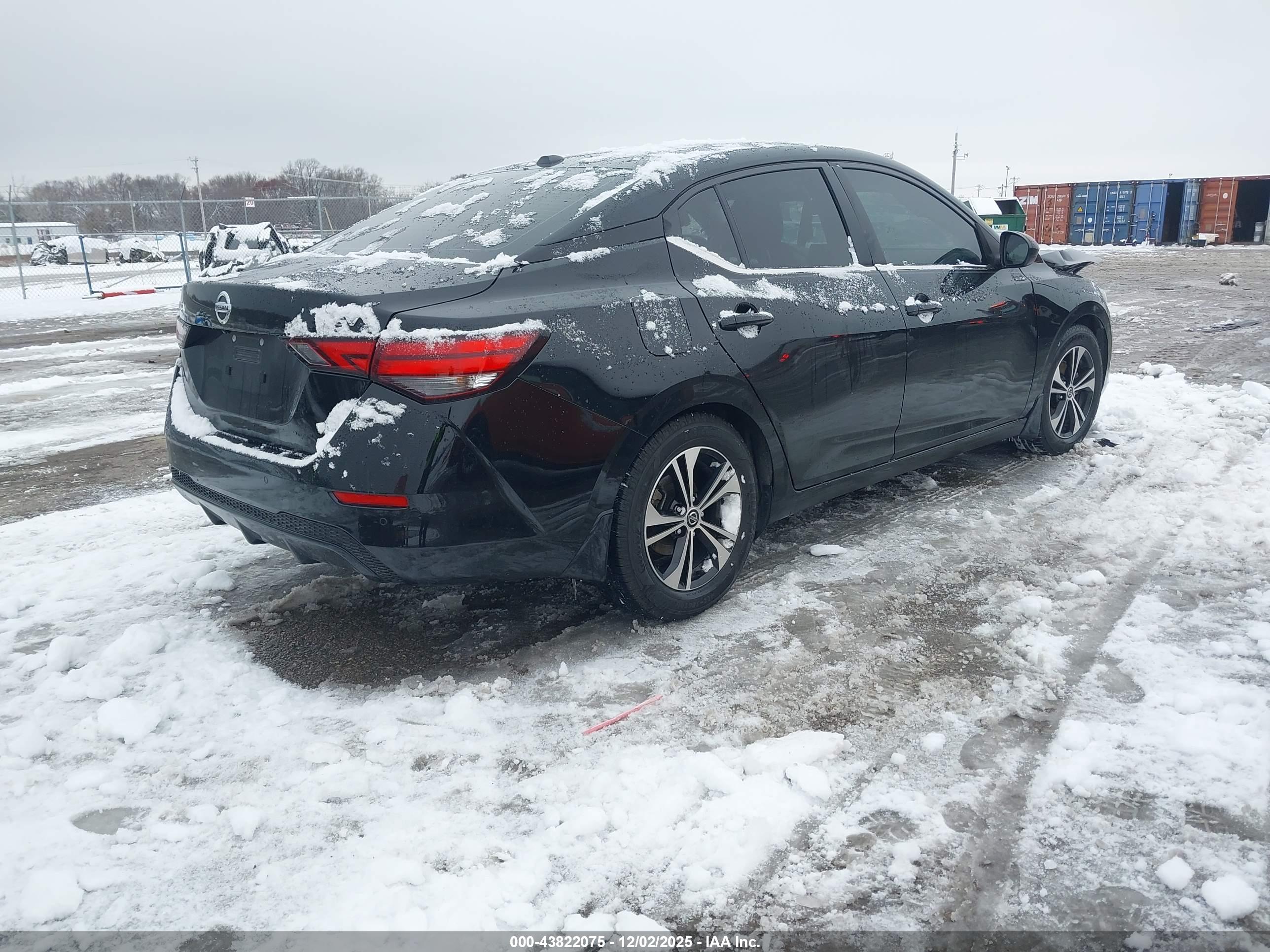 NISSAN SENTRA image 4