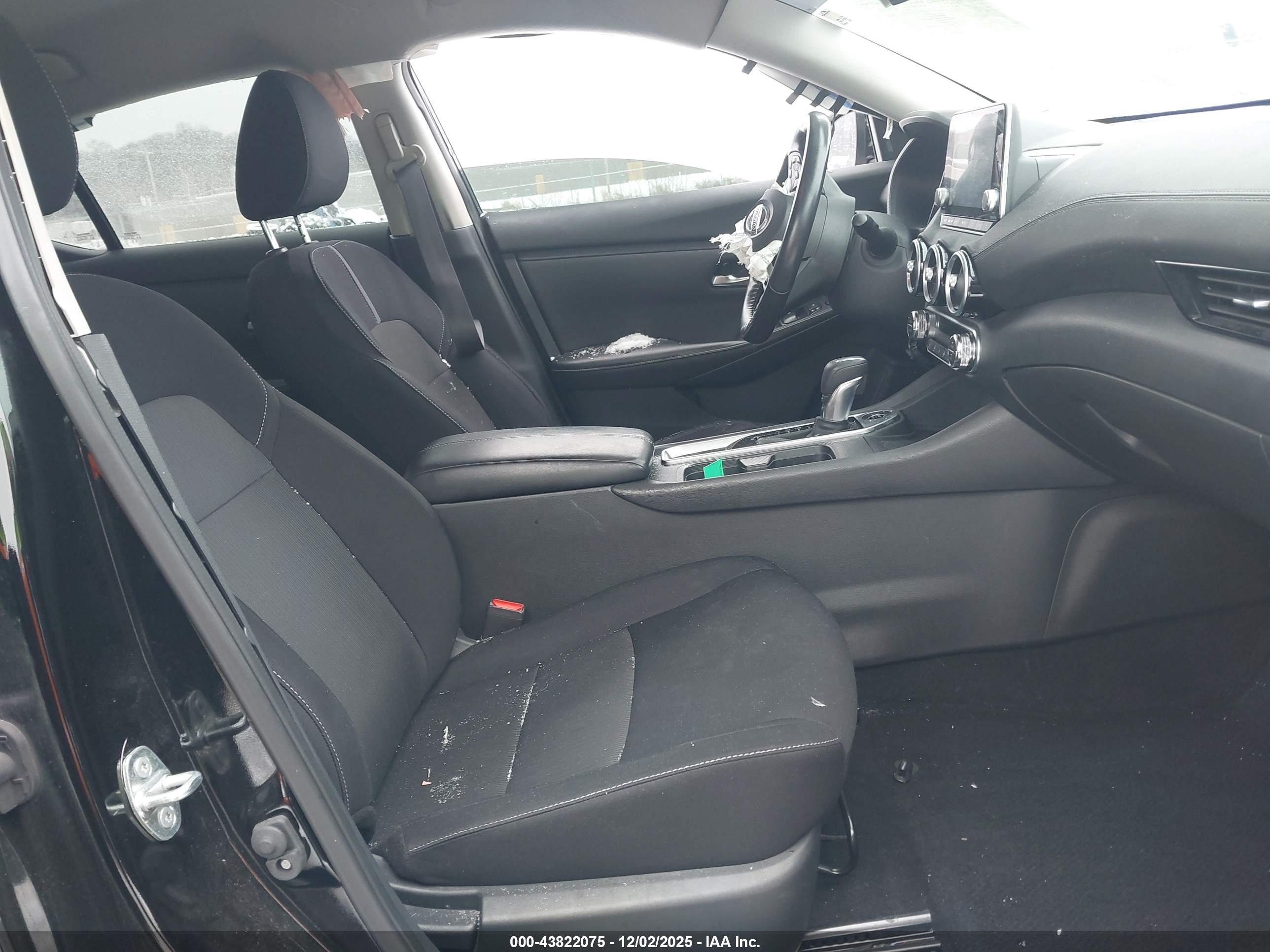 NISSAN SENTRA image 5
