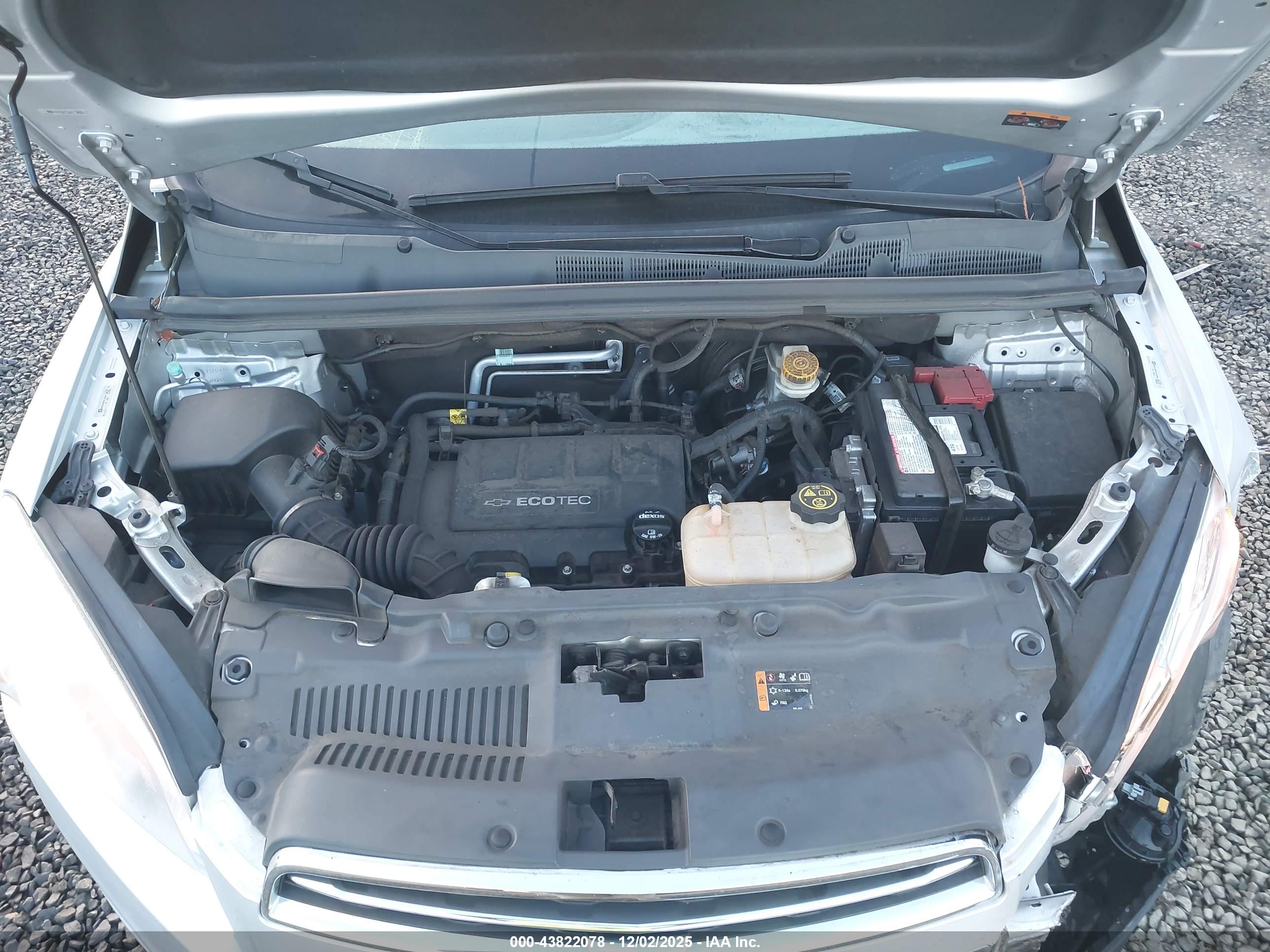 CHEVROLET TRAX image 10
