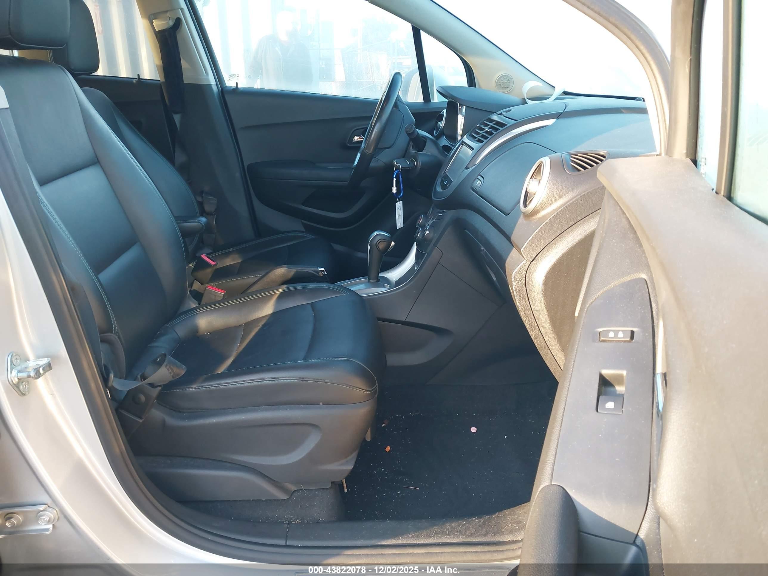CHEVROLET TRAX image 5