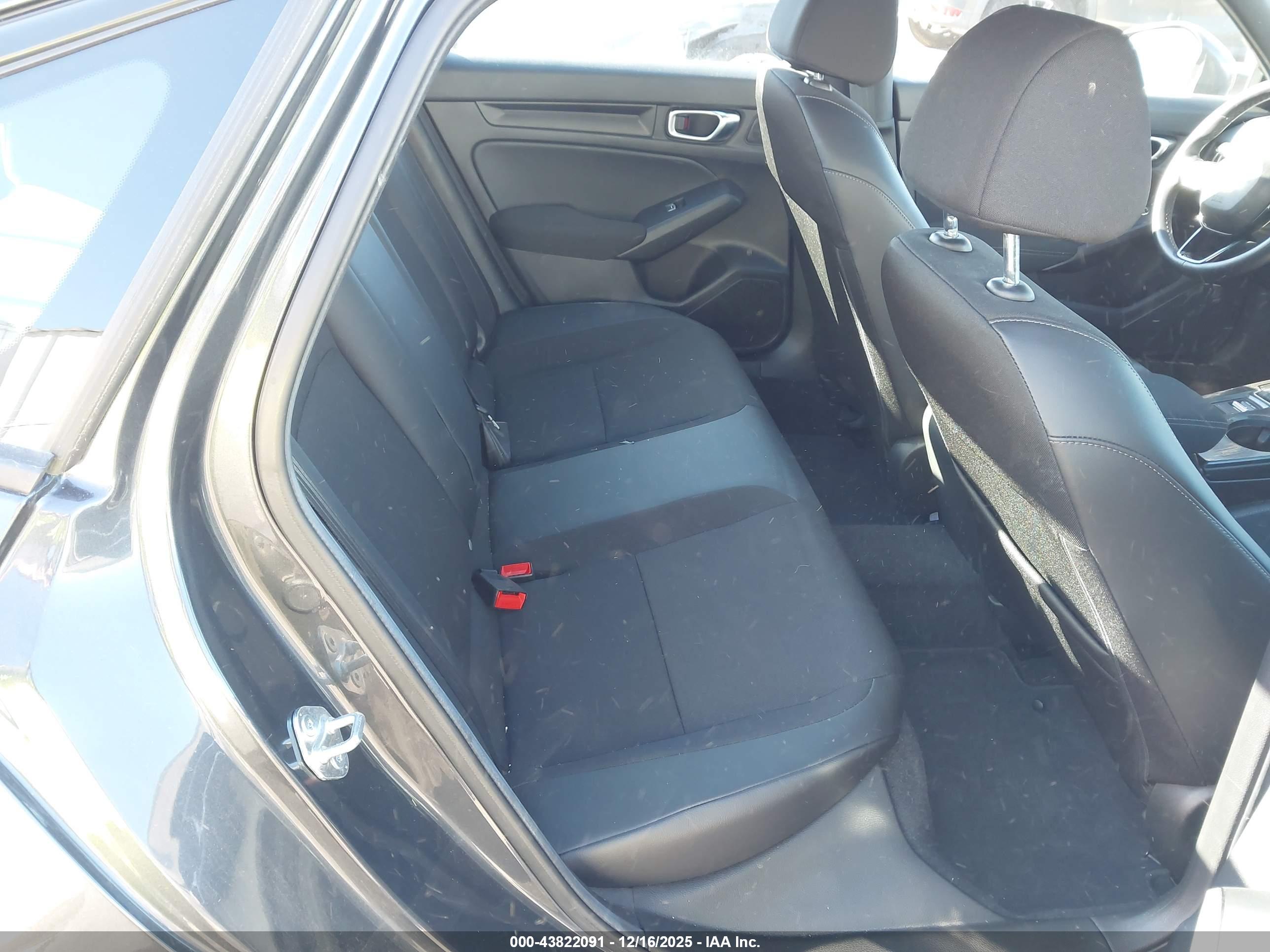 HONDA CIVIC image 8