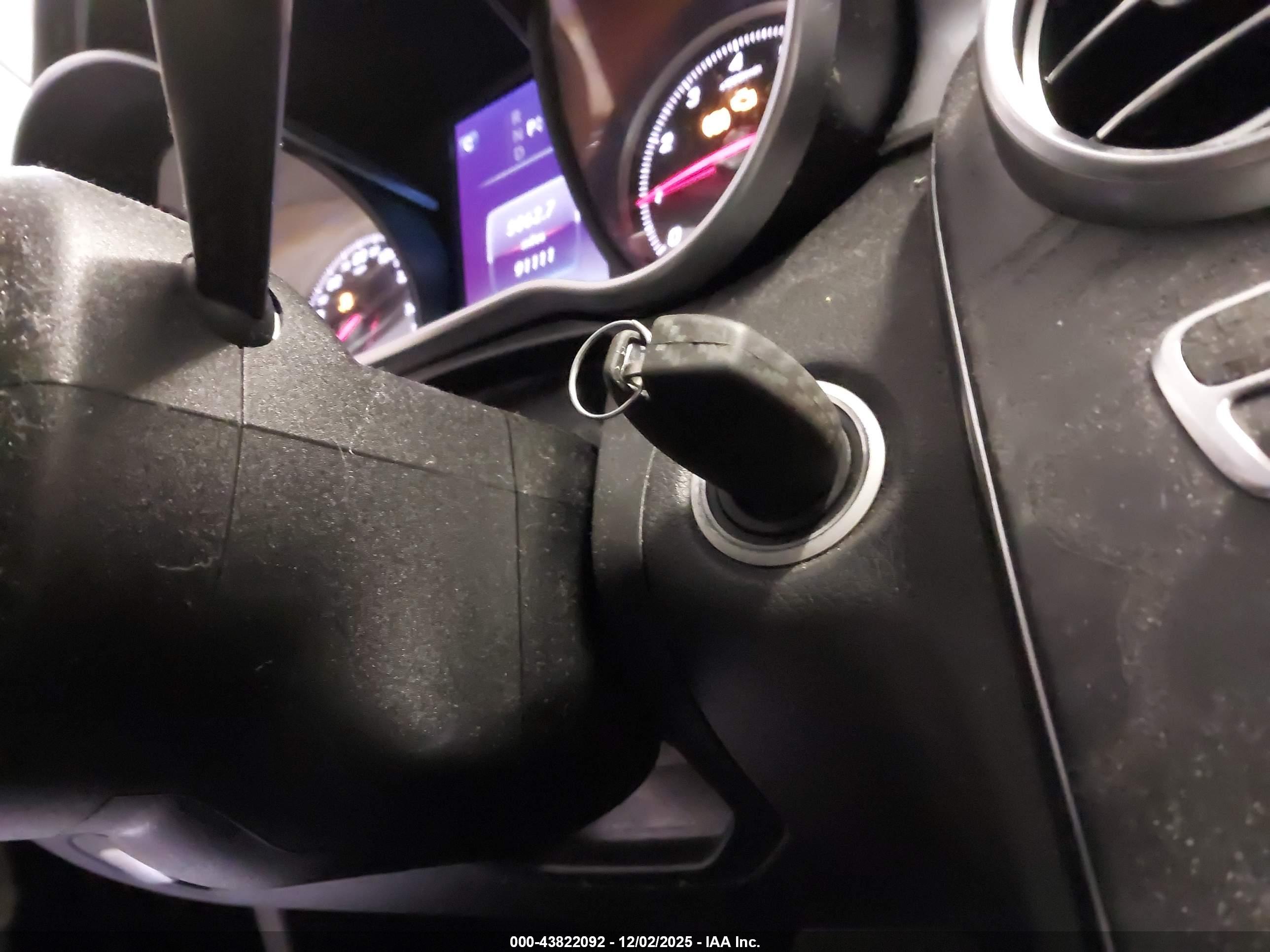 MERCEDES-BENZ C image 11