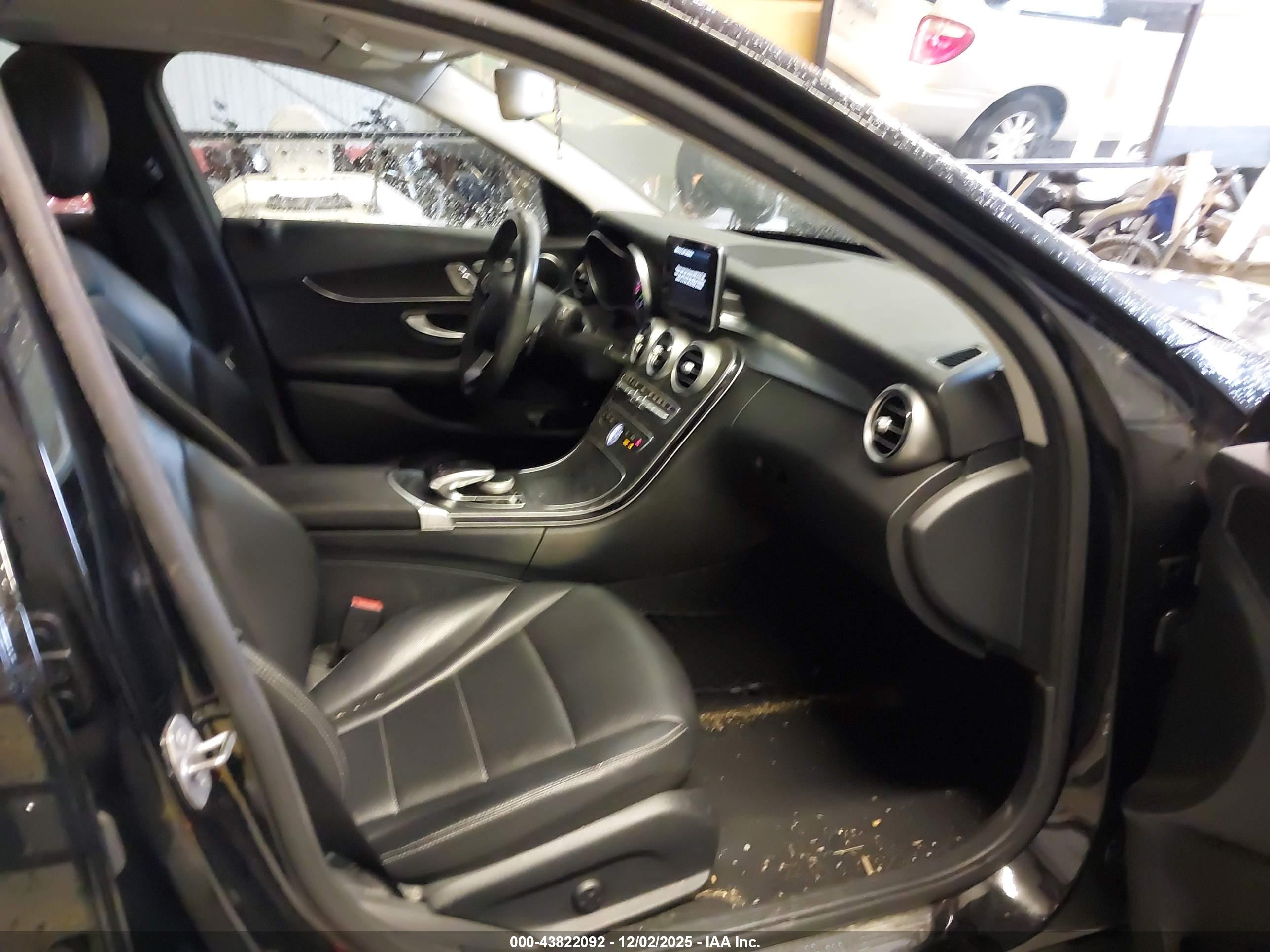MERCEDES-BENZ C image 5