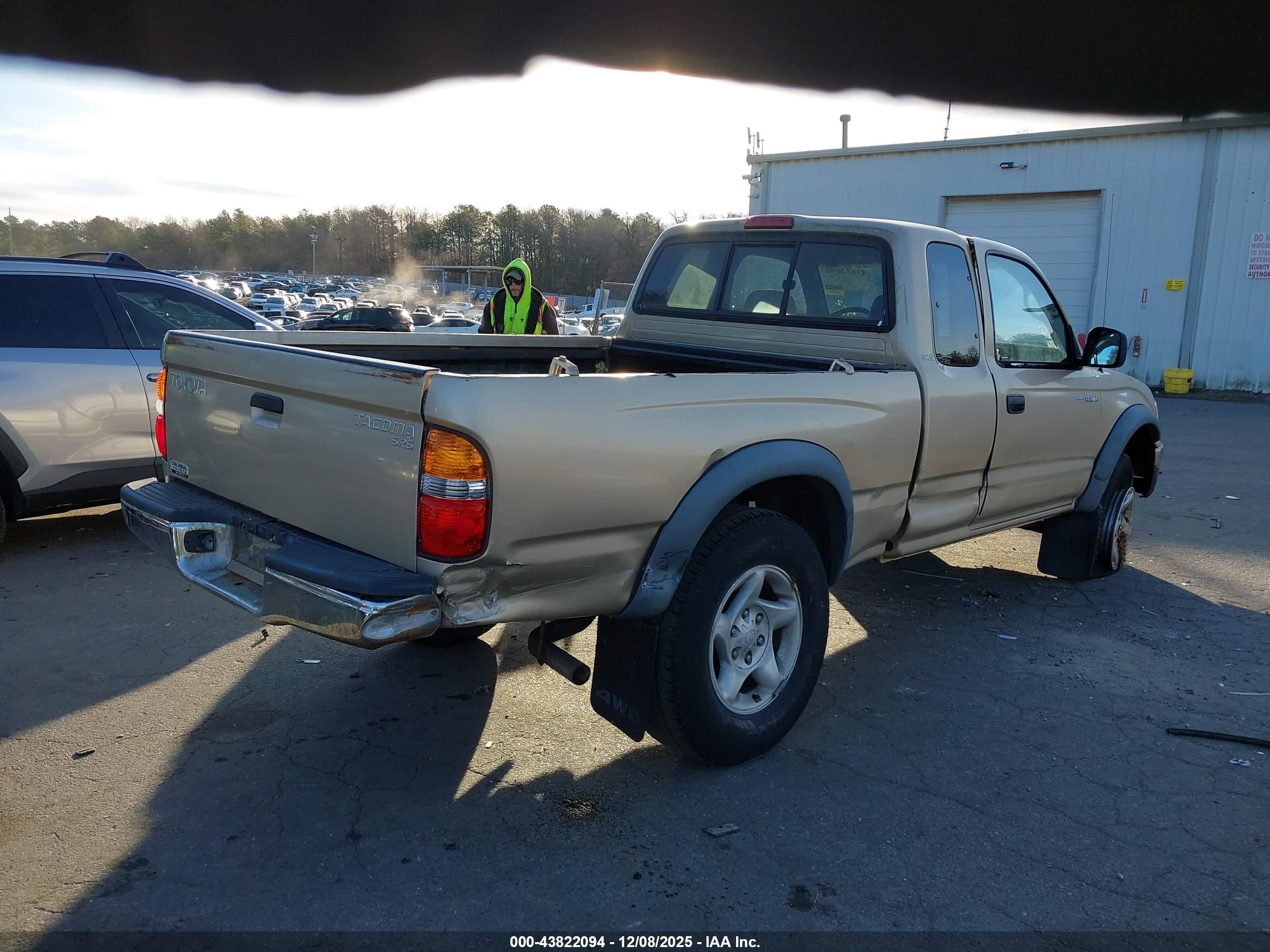 TOYOTA TACOMA image 4