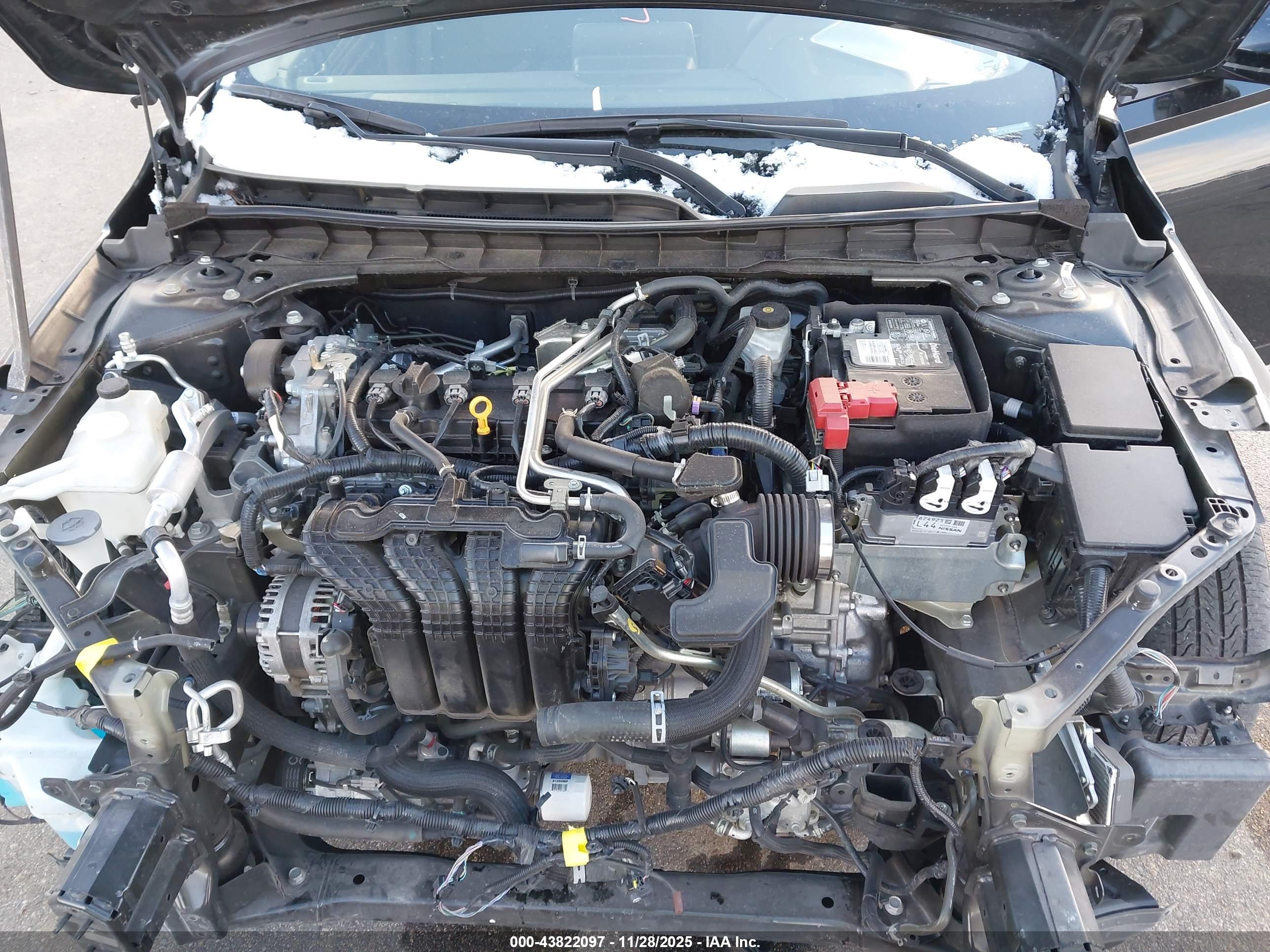 NISSAN ALTIMA image 10