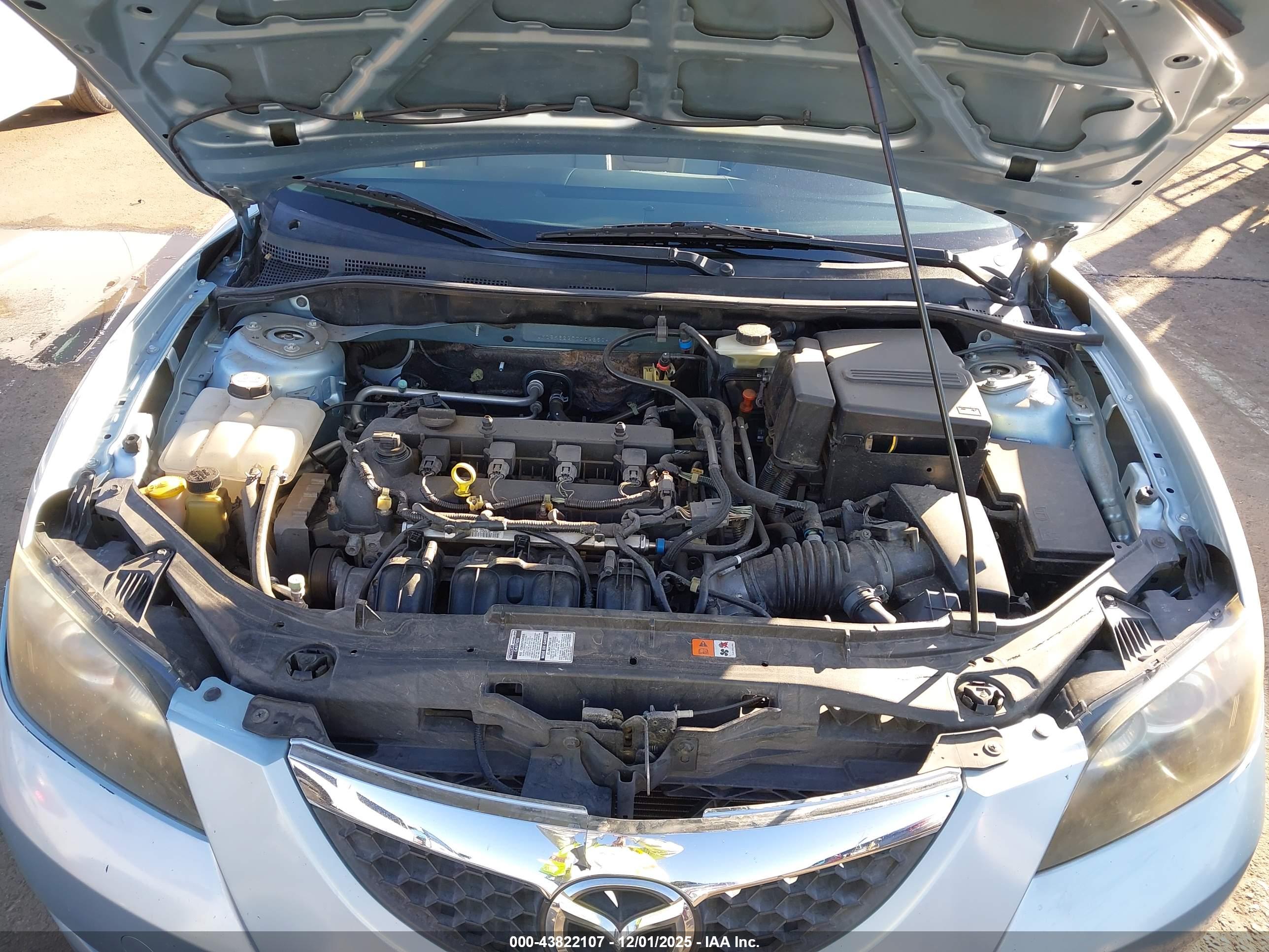 MAZDA MAZDA3 image 10