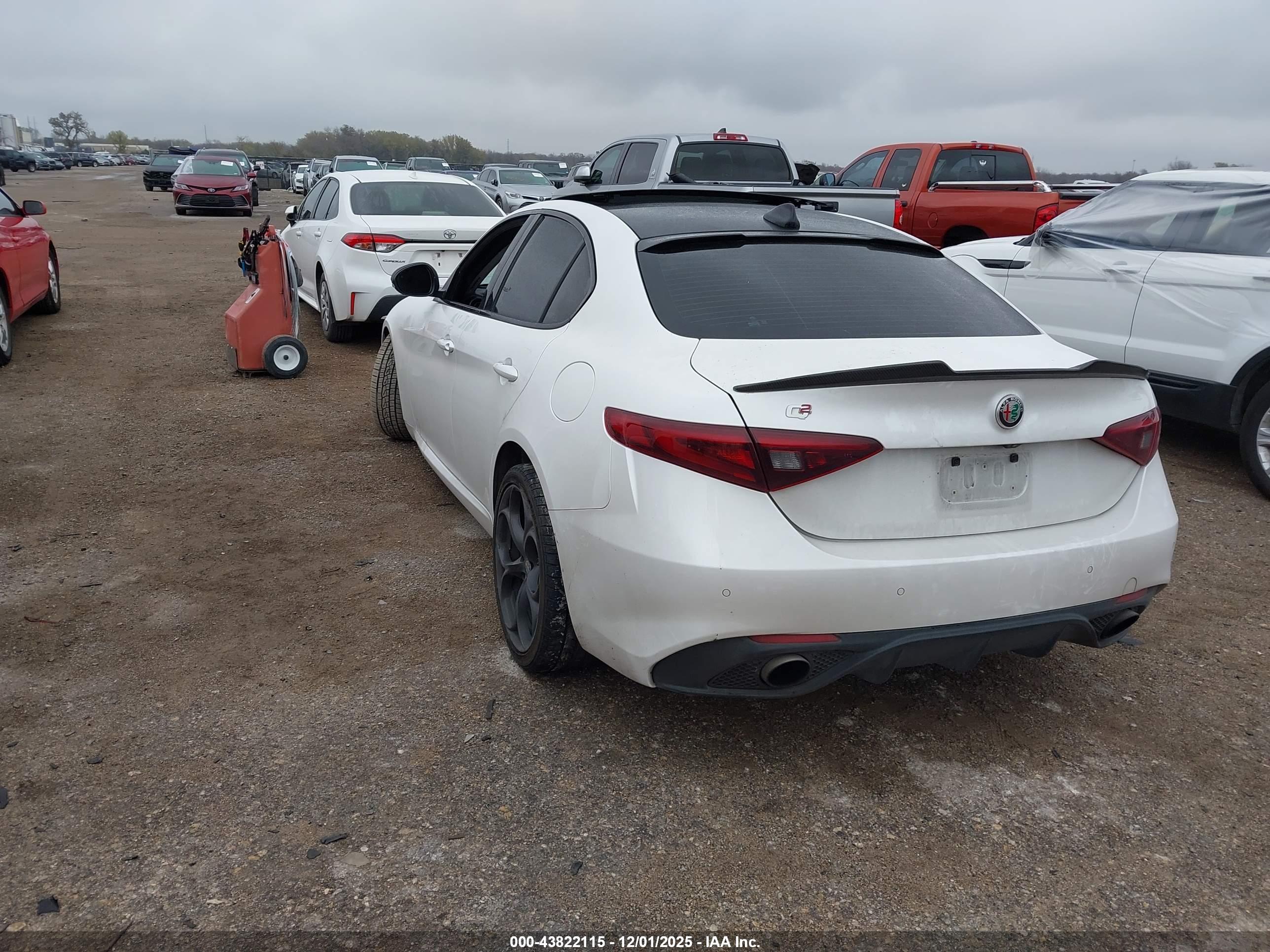ALFA ROMEO image 3