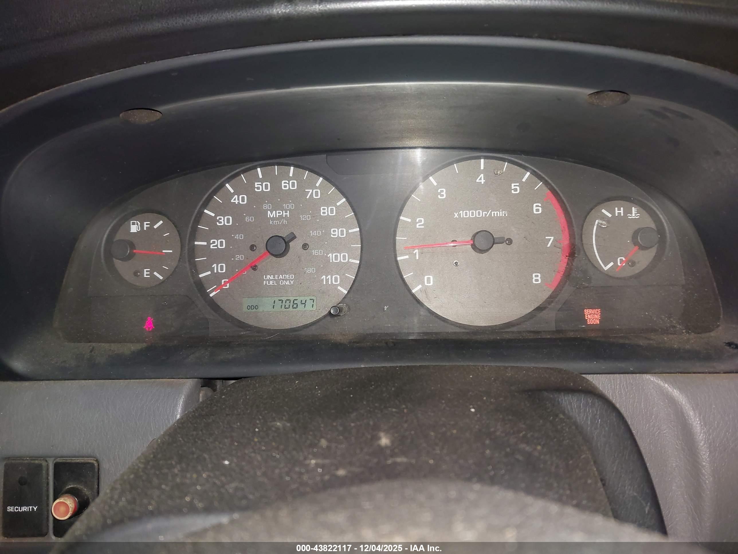 NISSAN FRONTIER image 7
