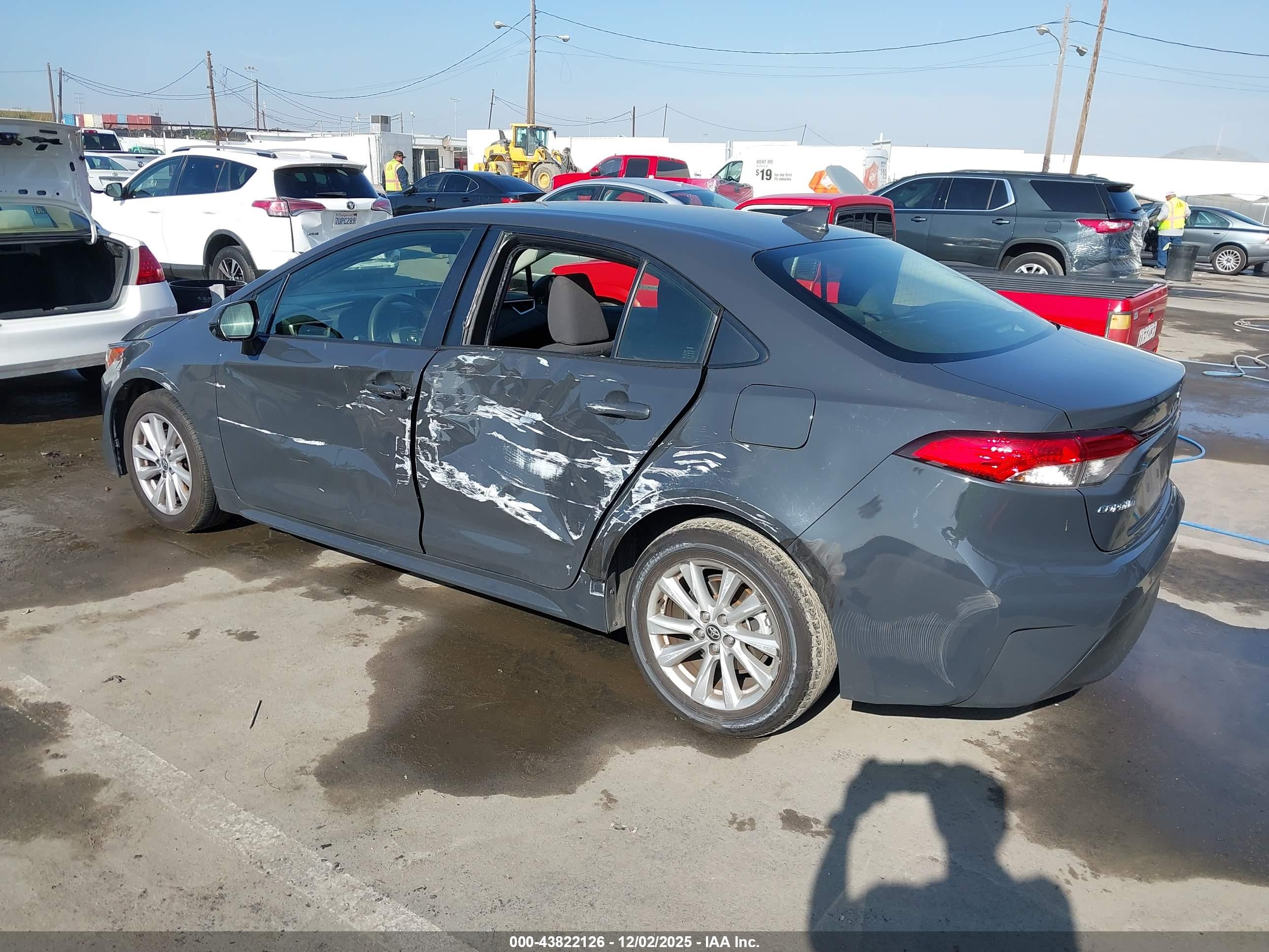 TOYOTA COROLLA image 3
