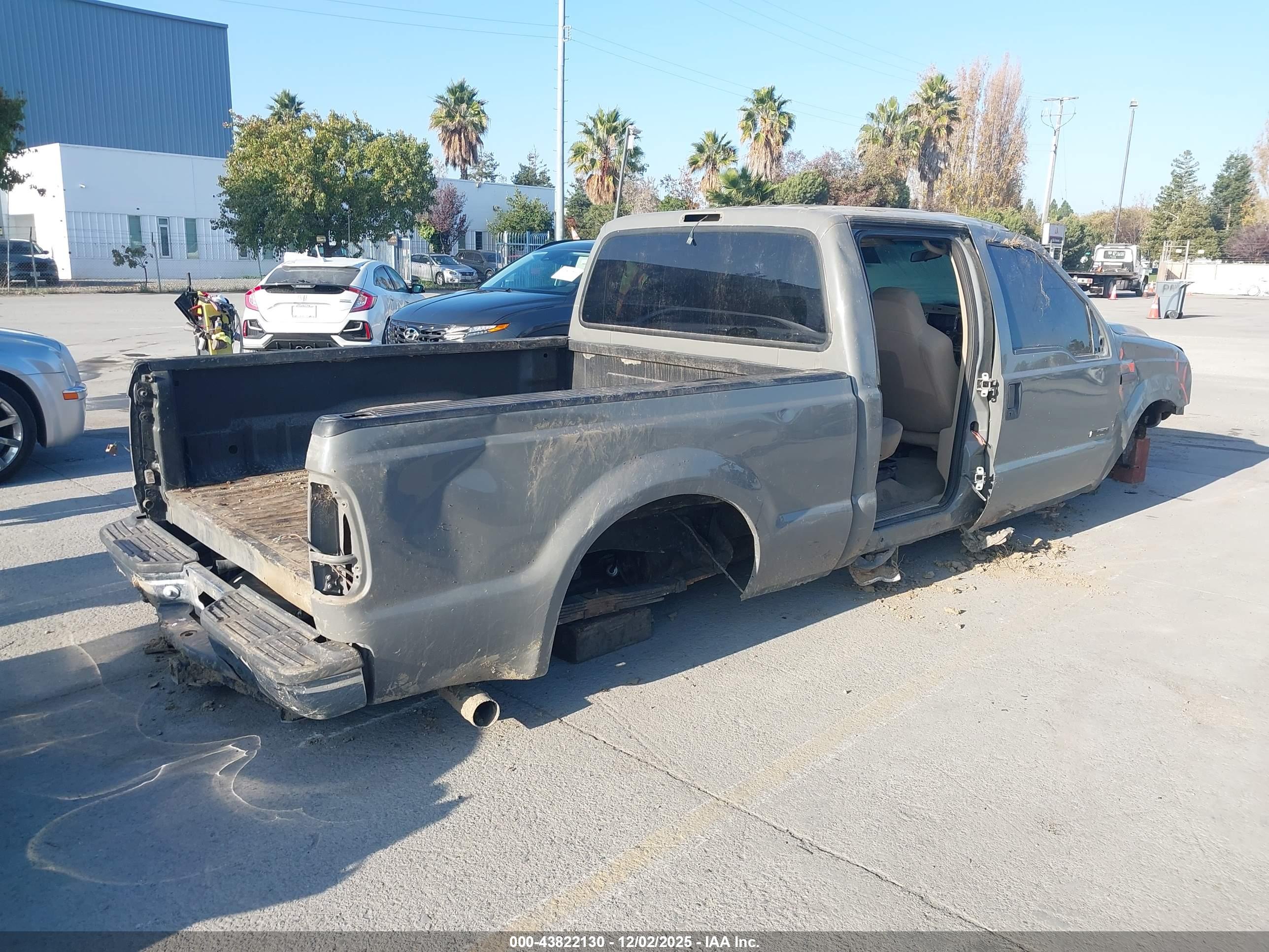 FORD F-250 image 4