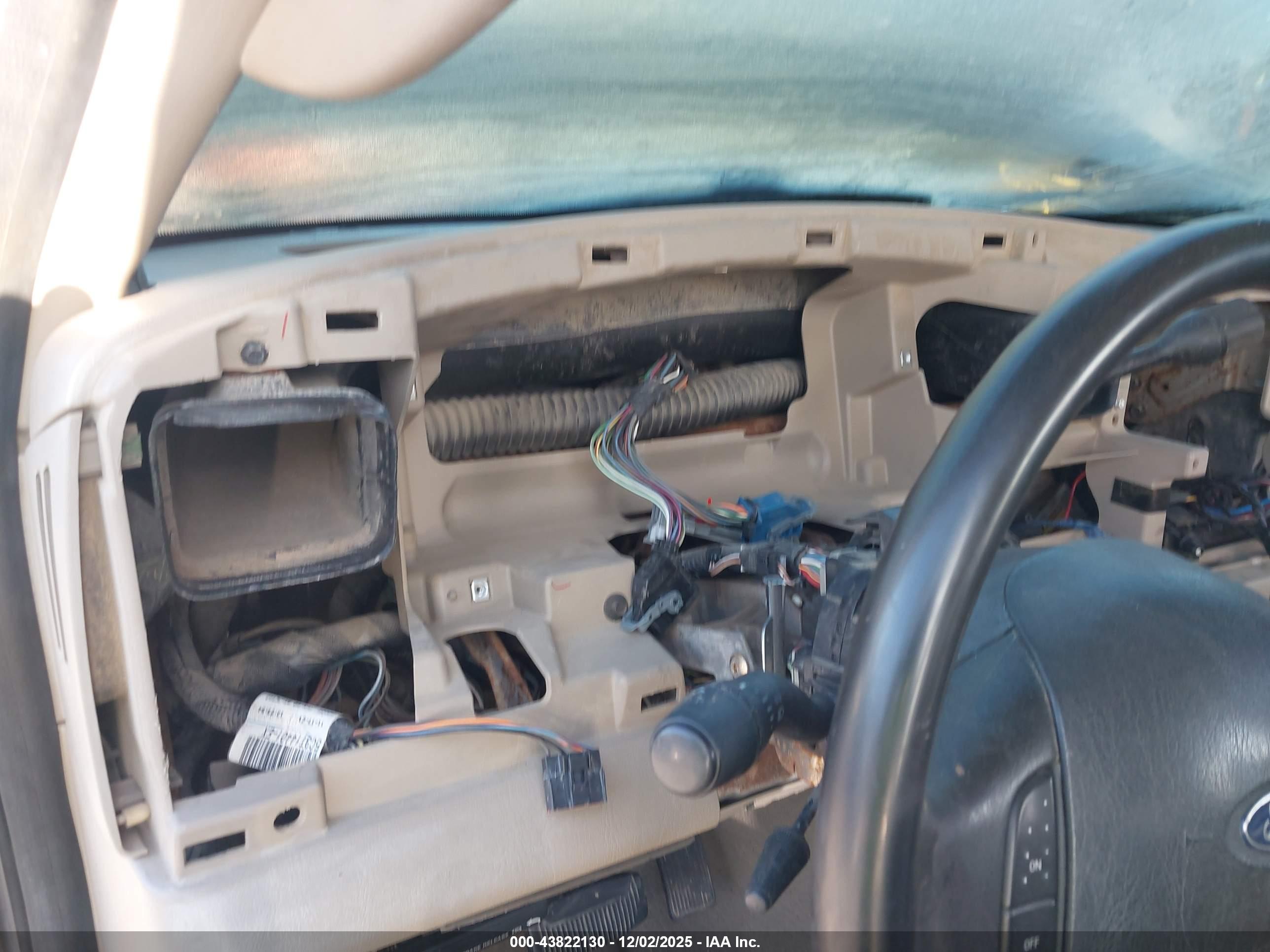 FORD F-250 image 7