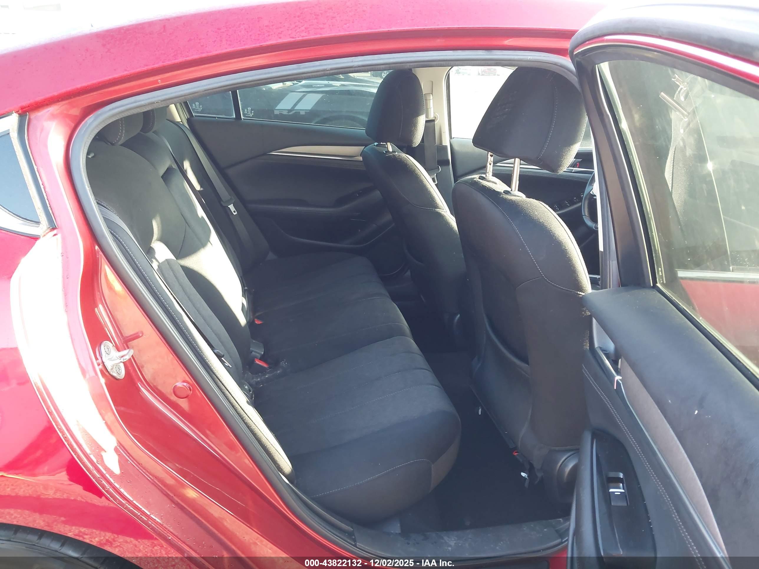 MAZDA MAZDA6 image 8