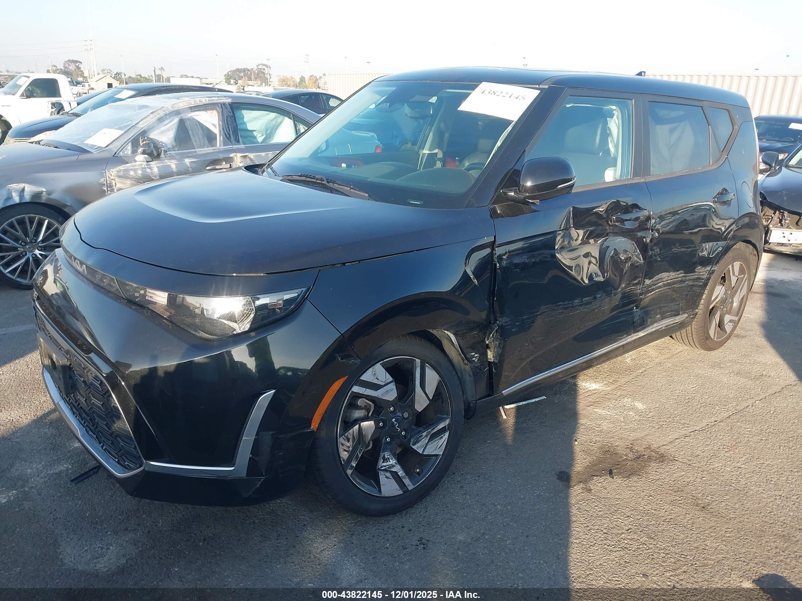 KIA SOUL image 2
